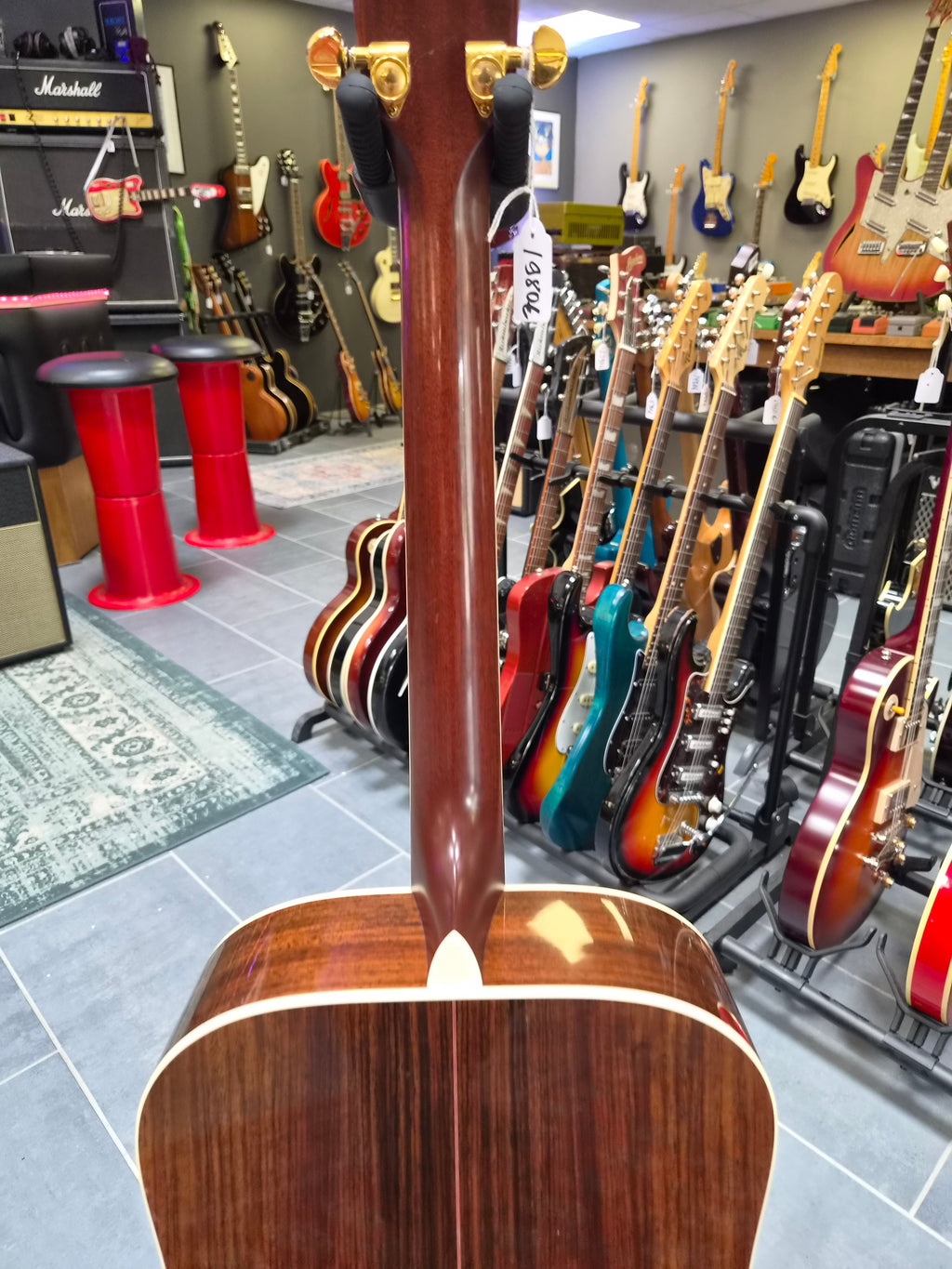 Taylor 810