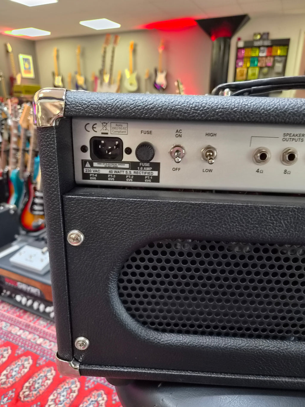 Two-Rock Classic Reverb Signature 40W Head + Footswitch
