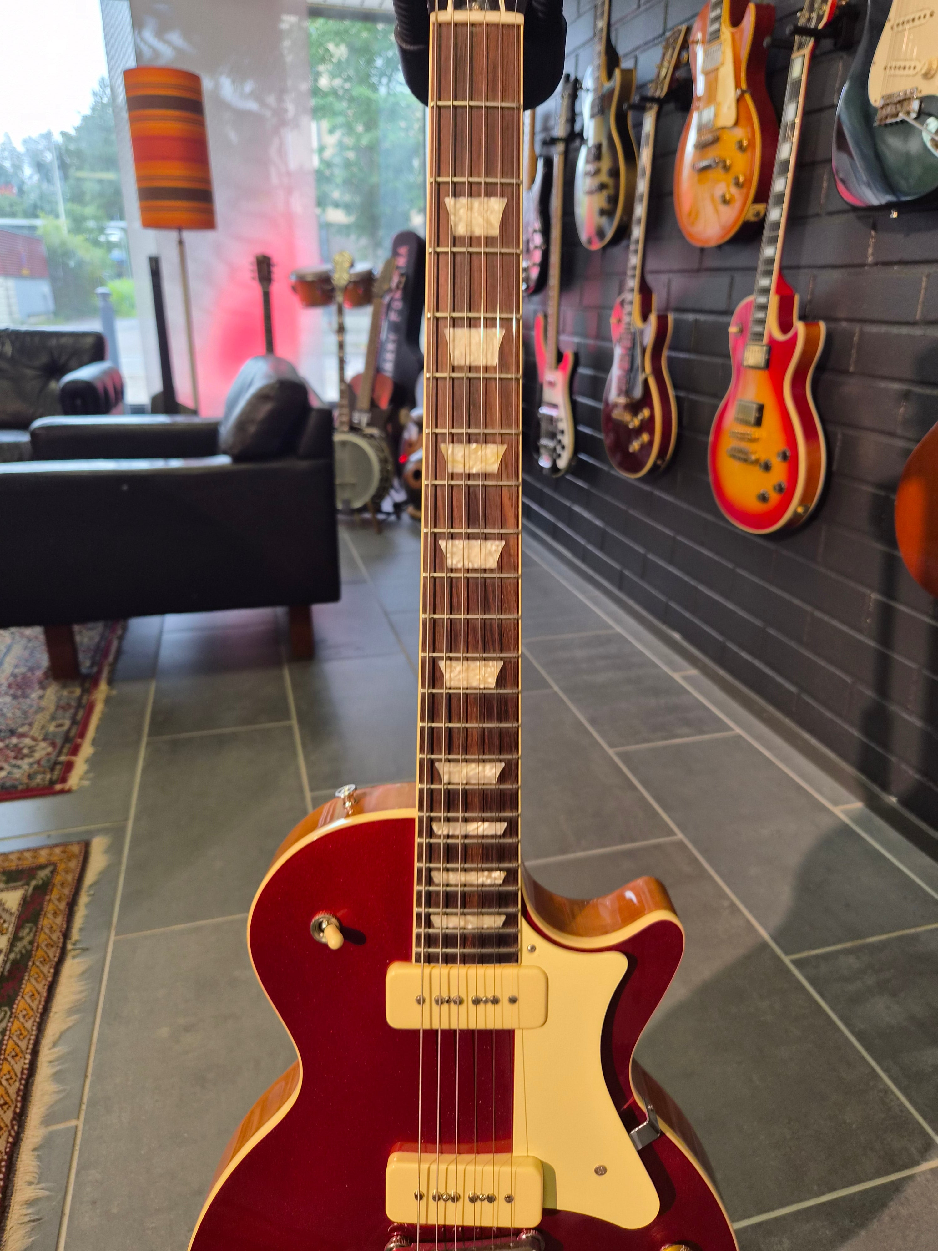 Heritage H-150 Cherry Standard Collection P90