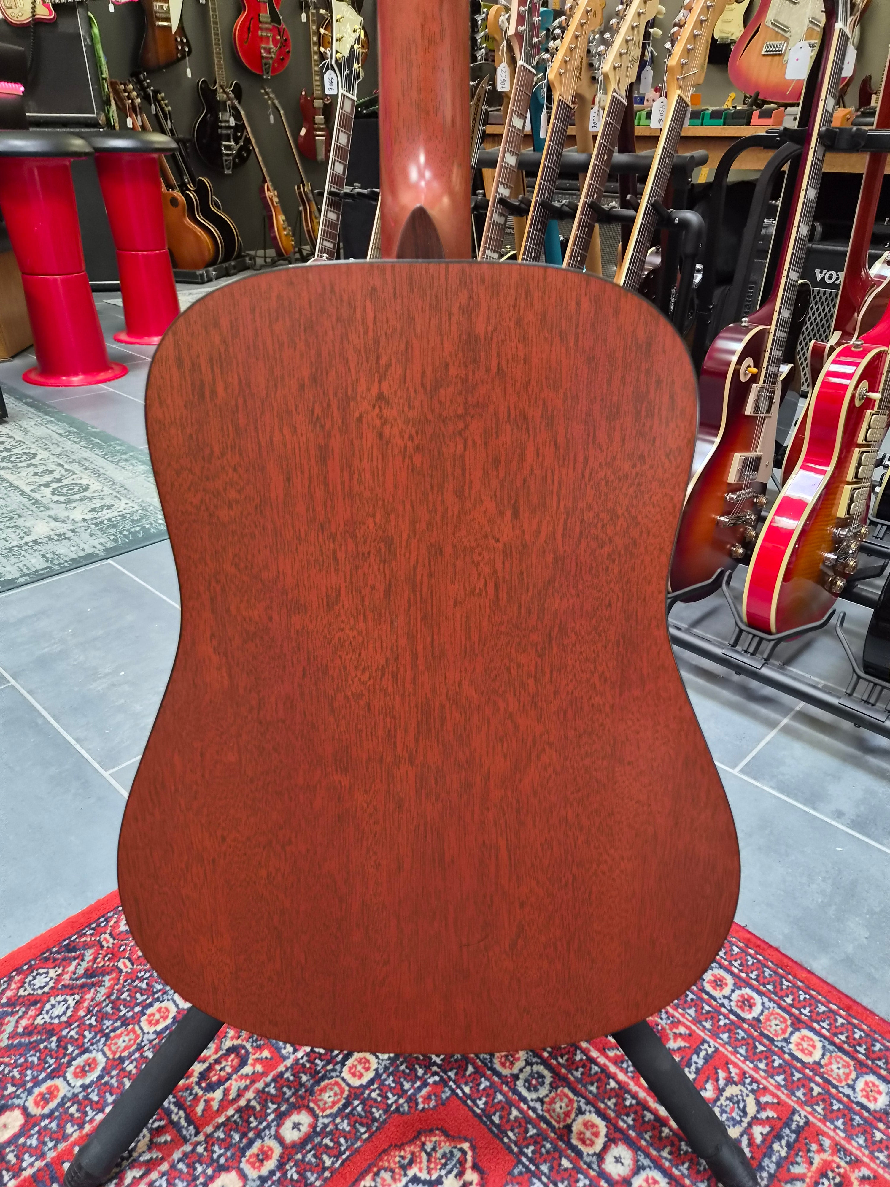 Martin D-16GT
