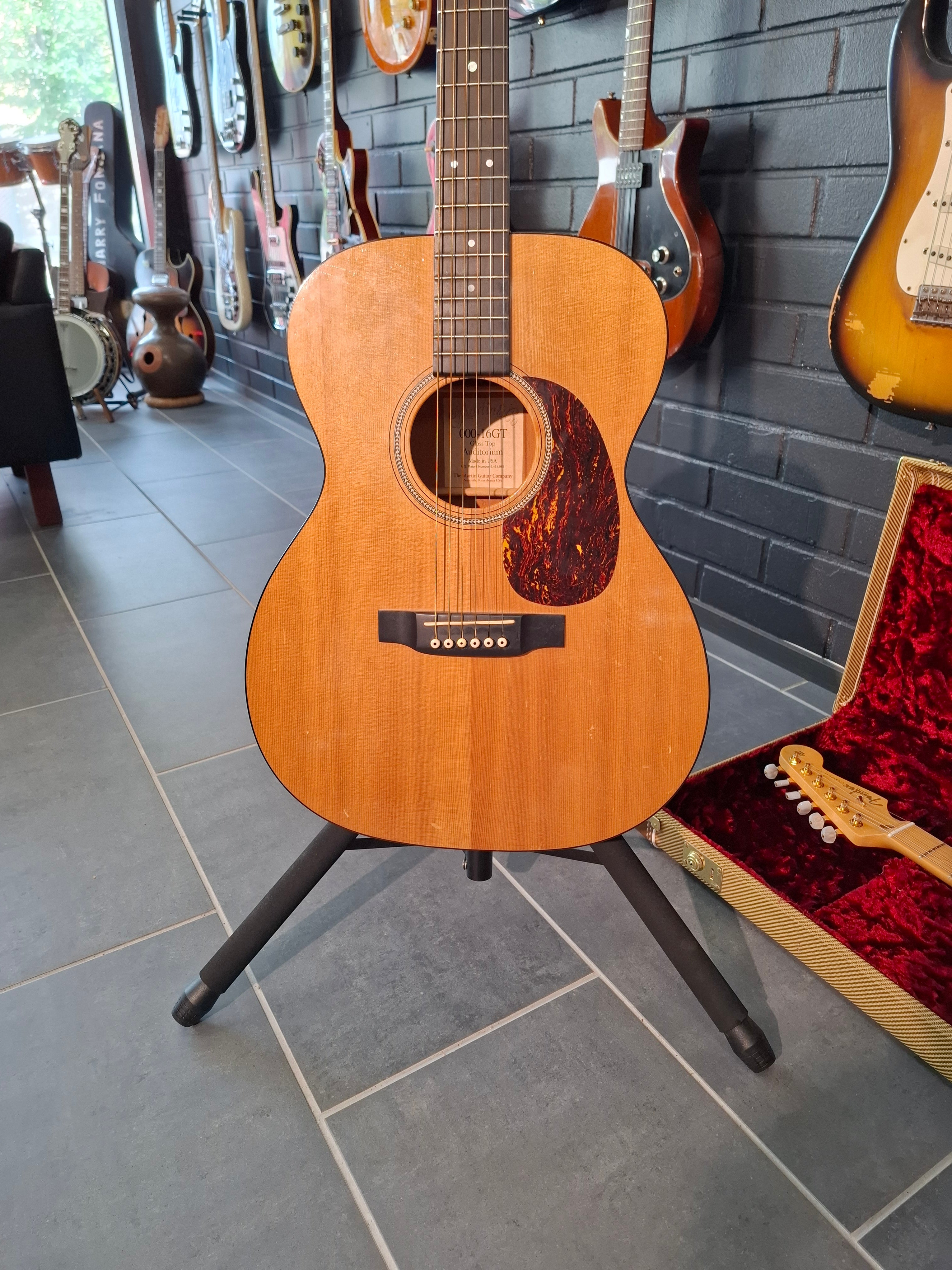 Martin 000-16GT 2006 w/ K&K Pure Pickup
