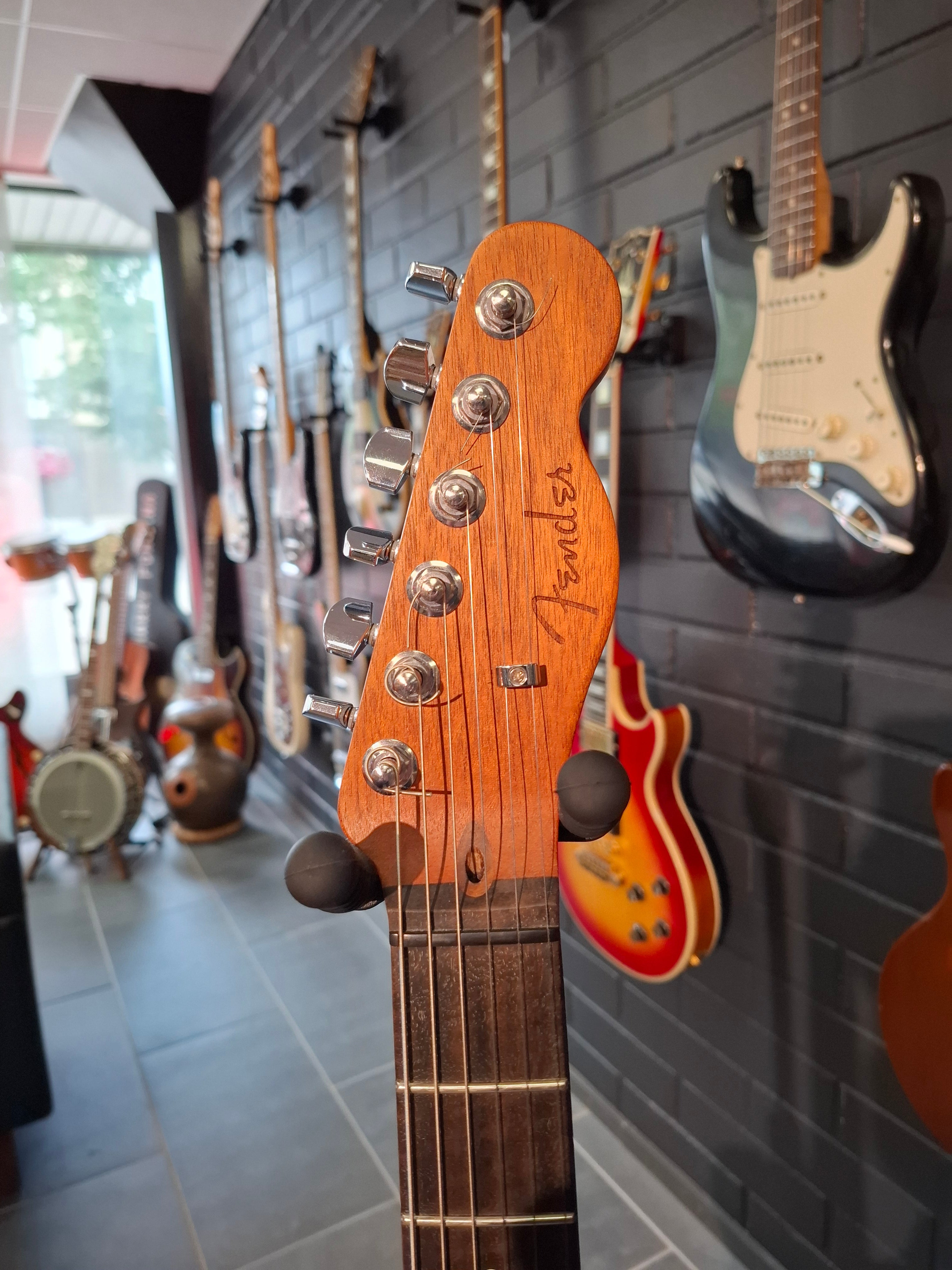 Fender American Acoustasonic Telecaster
