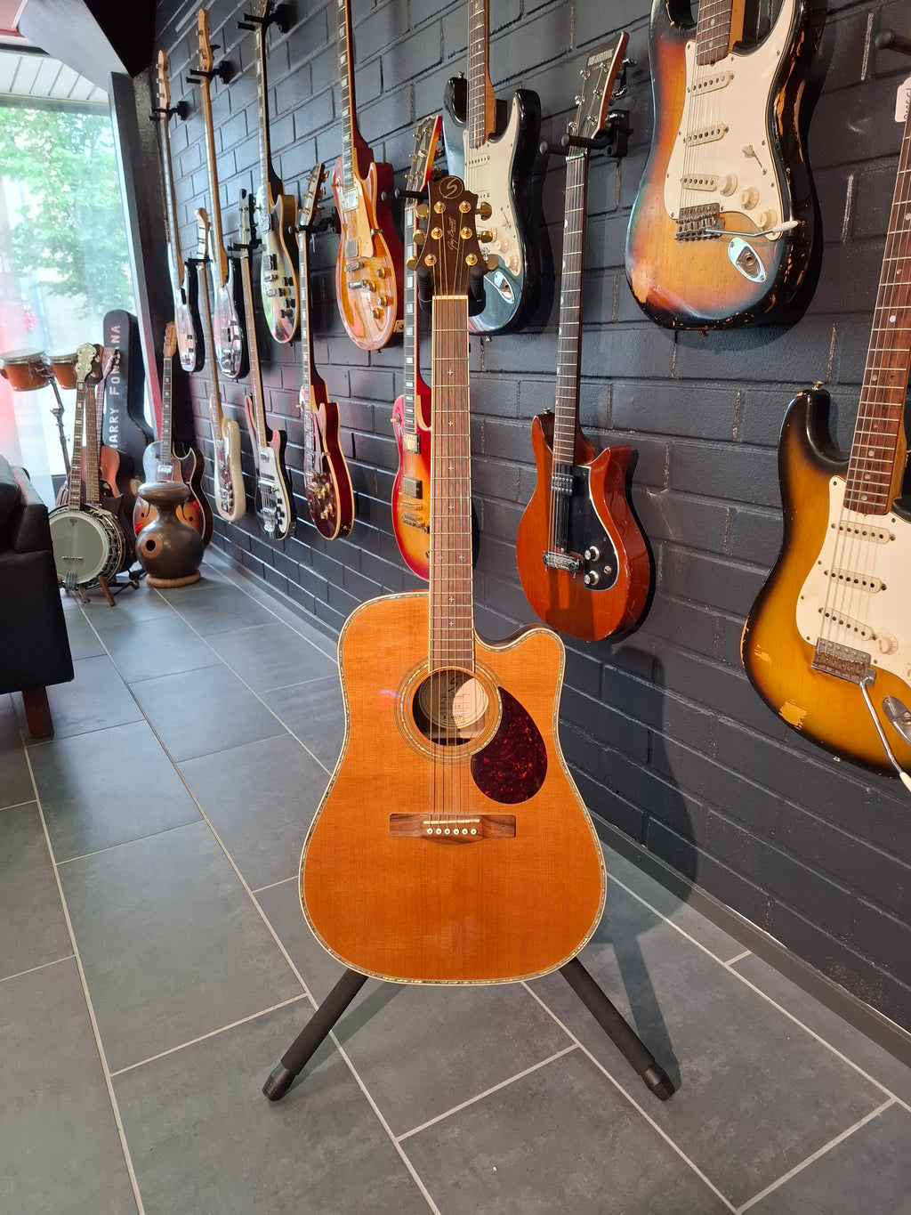 Samick Greg Bennett Design D-8CE