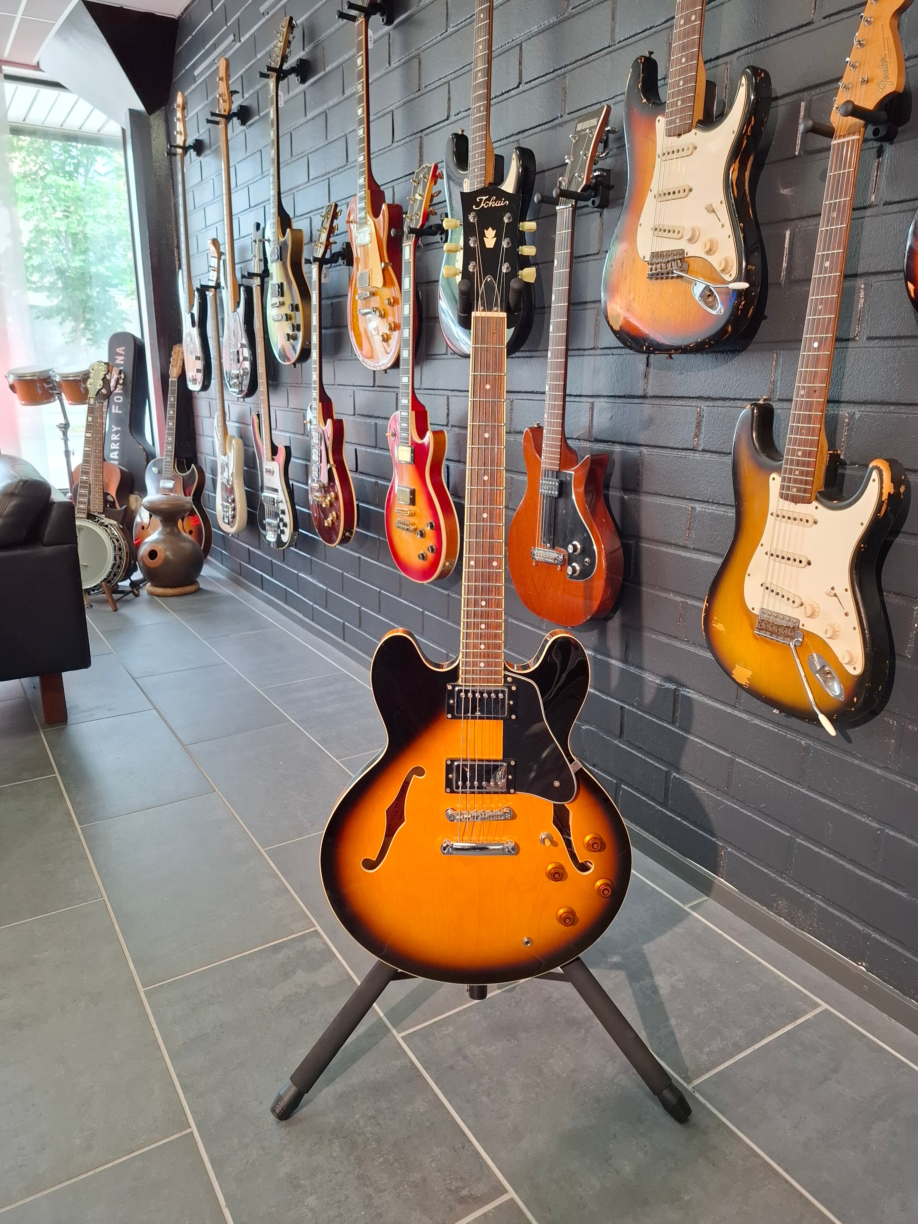 Tokai ES-60