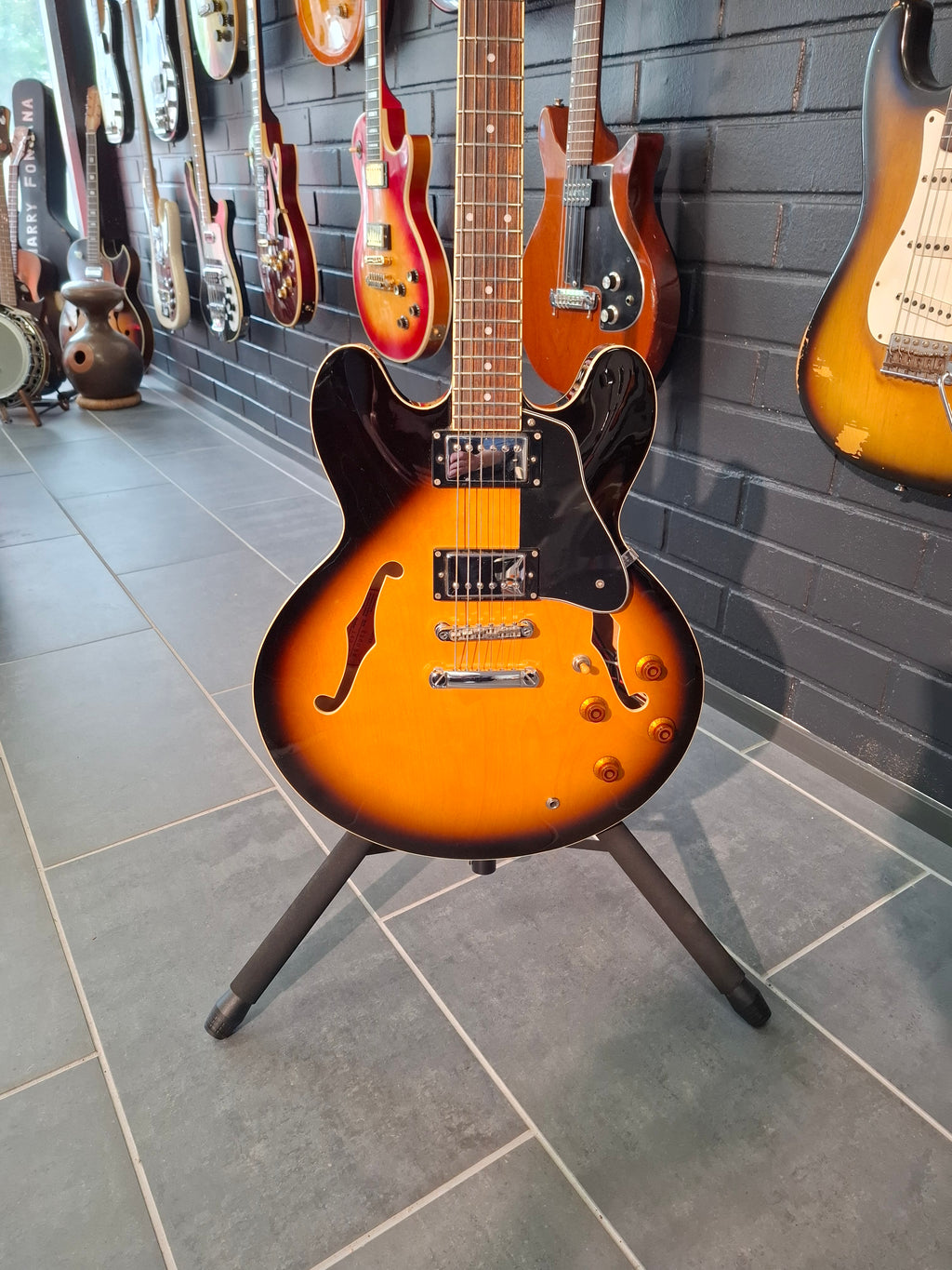 Tokai ES-60