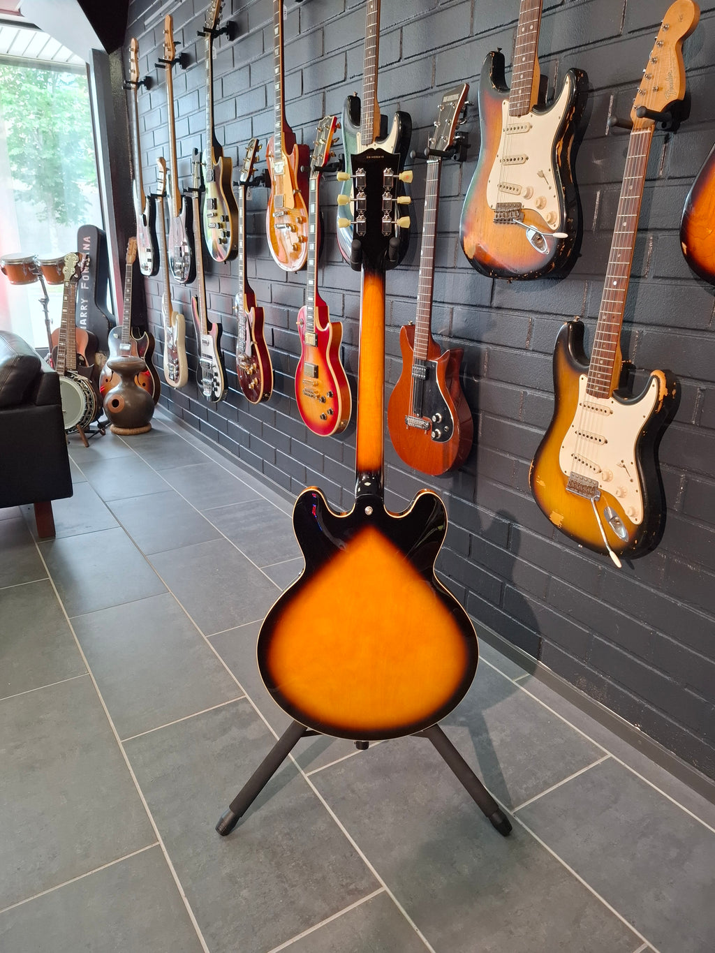 Tokai ES-60