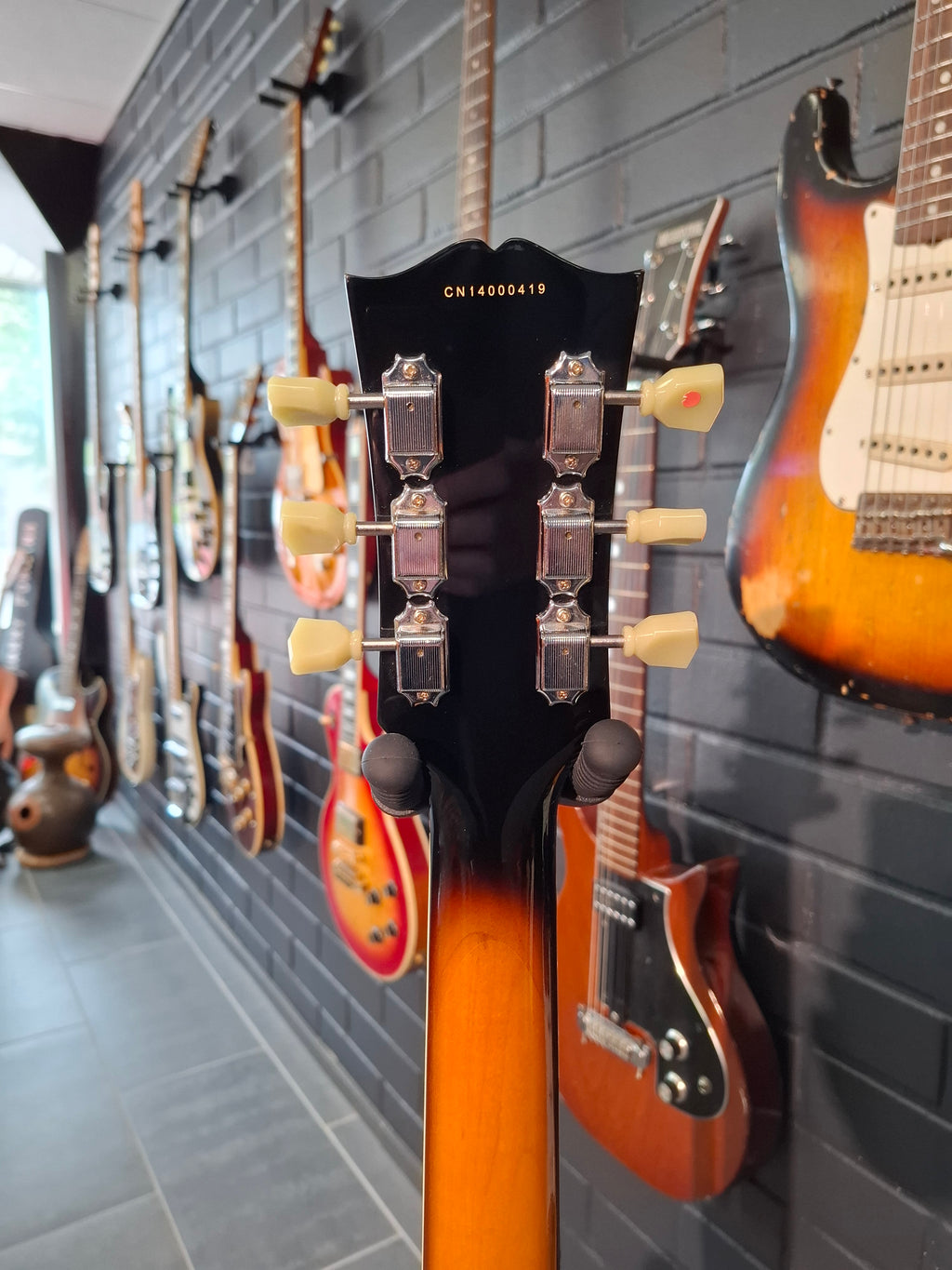 Tokai ES-60