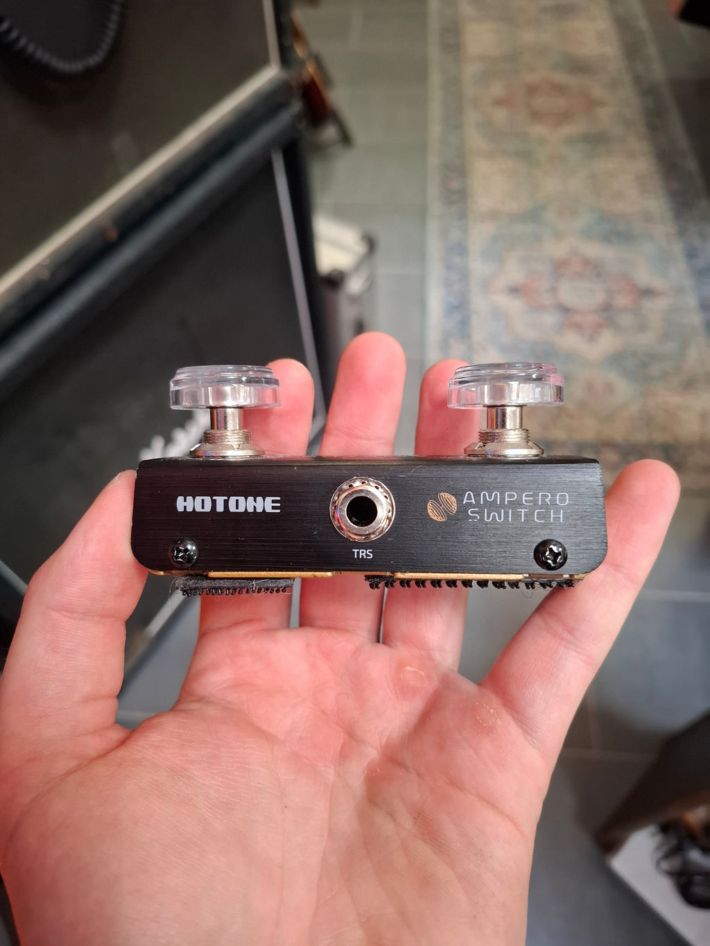 Hotone Ampero II w/ Ampero Switch