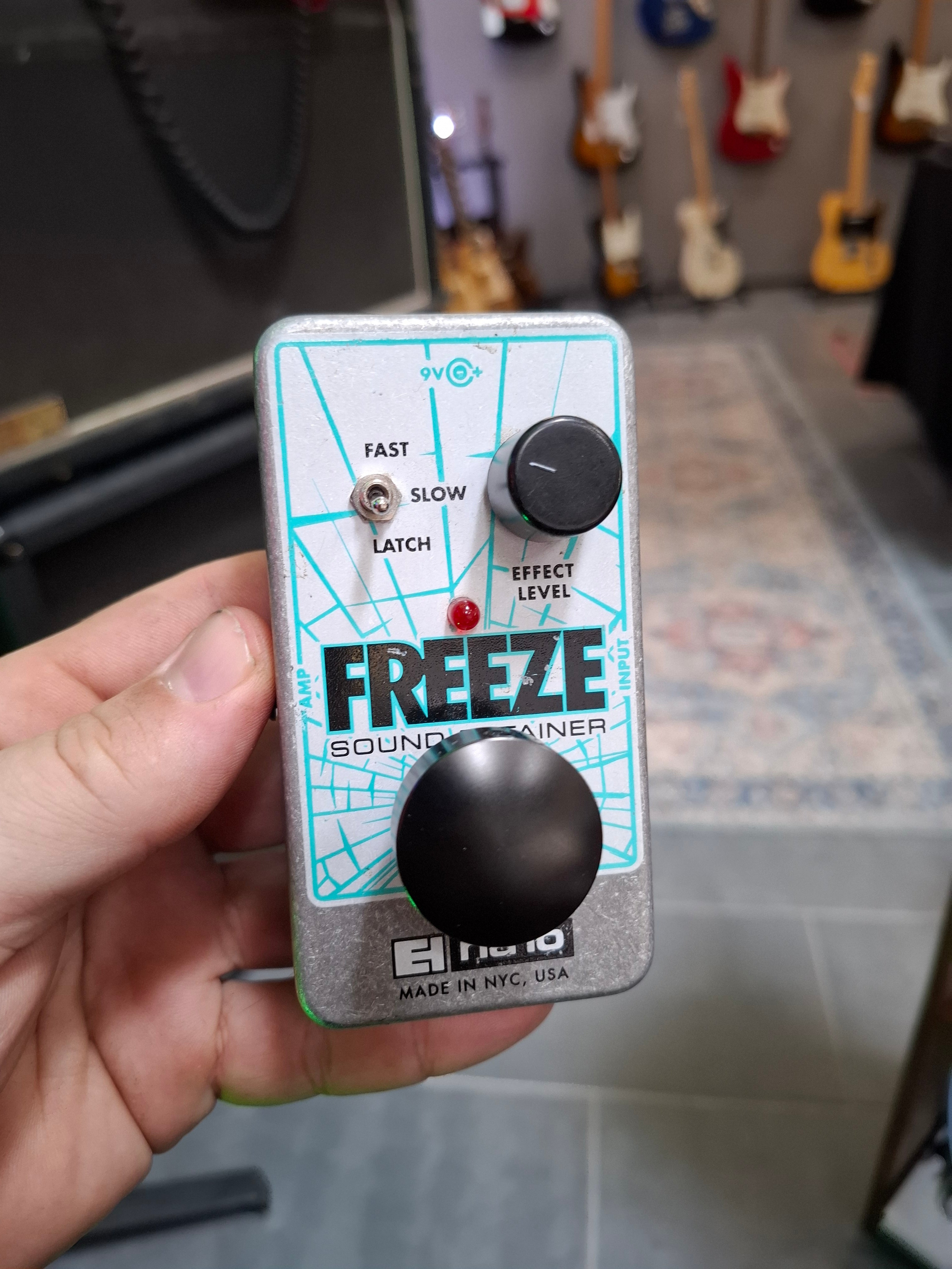 Electro-Harmonix Freeze