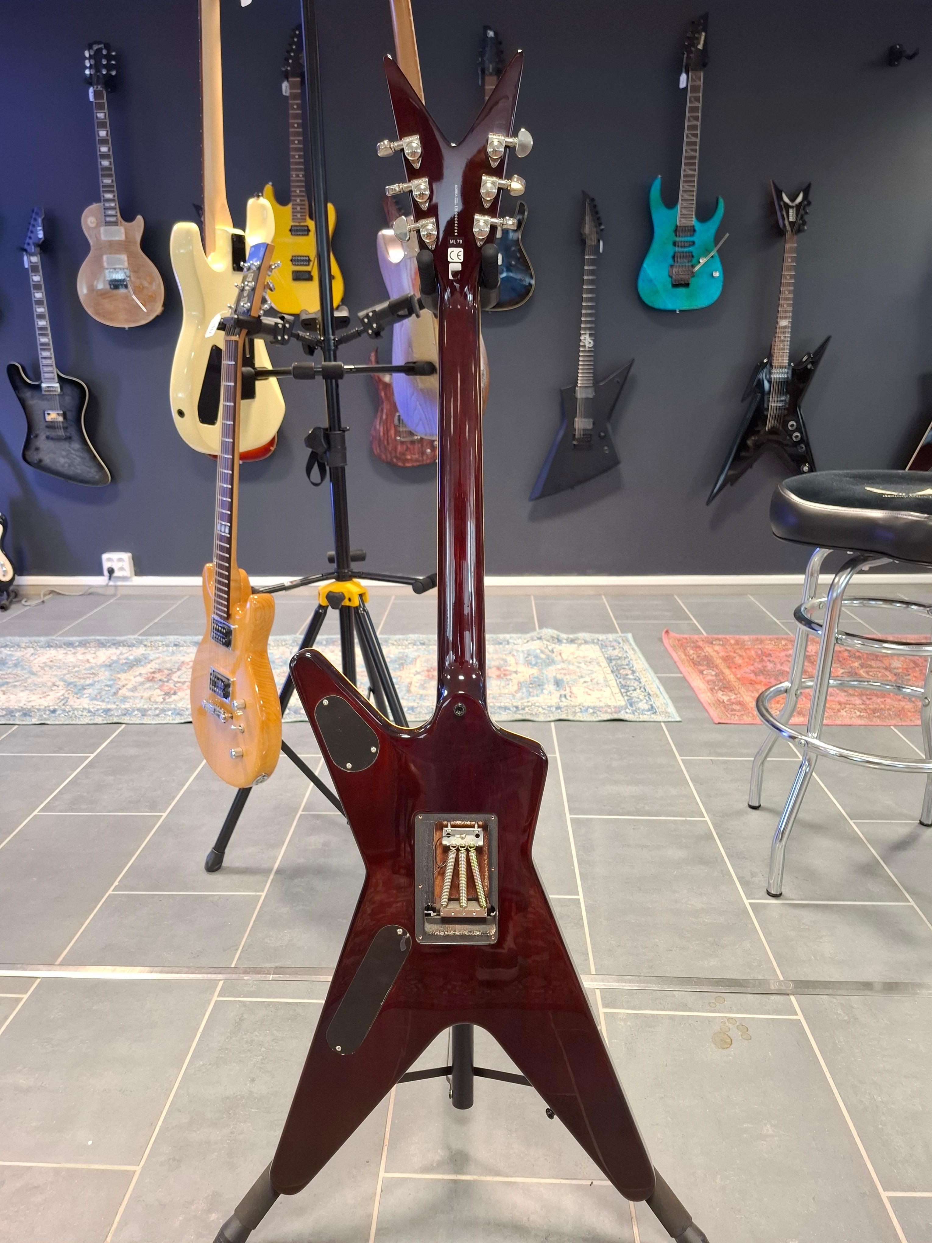 Dean ML 79 Floyd Trans Brazilia Burst Korea