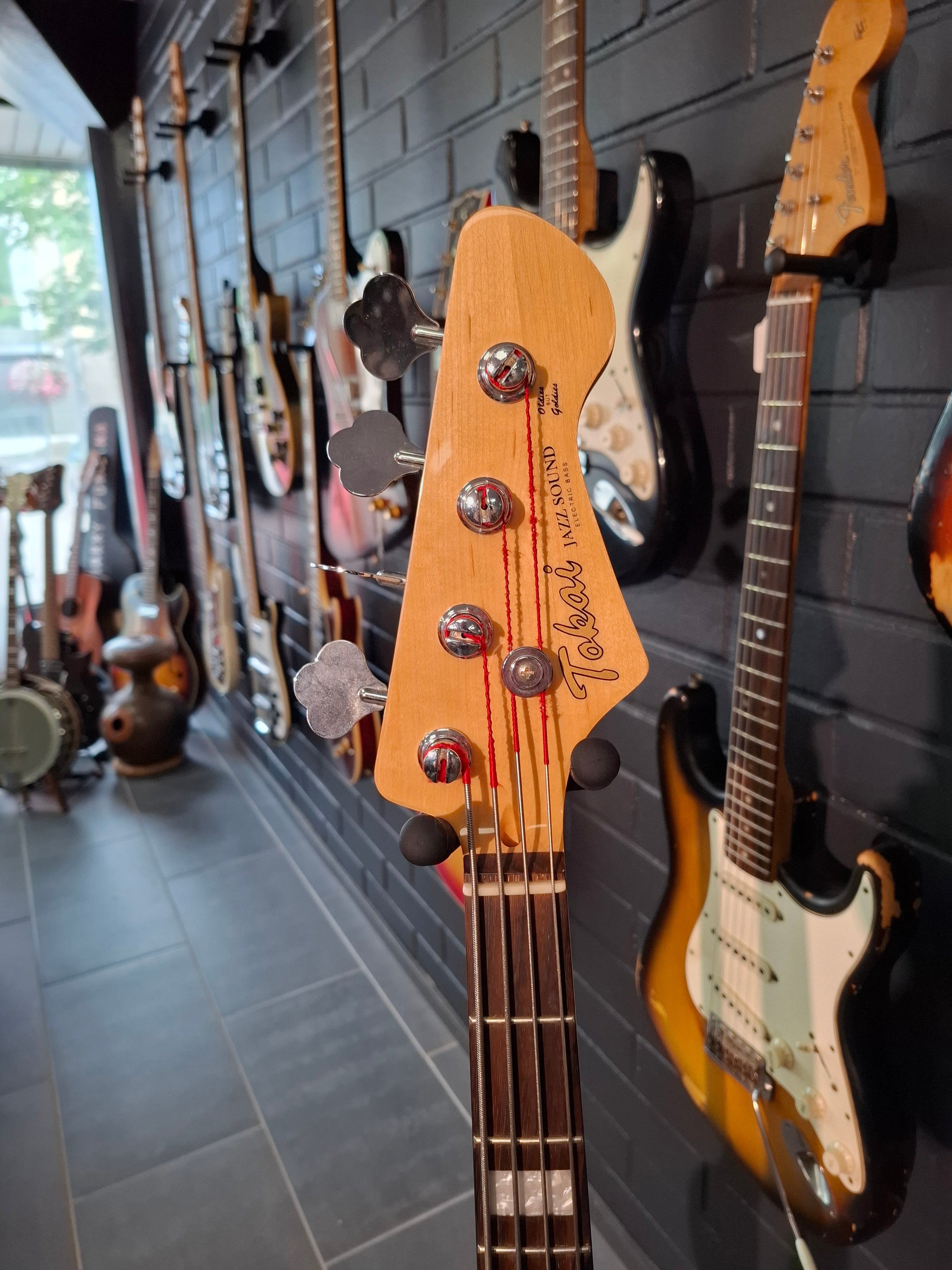Tokai AJB-28