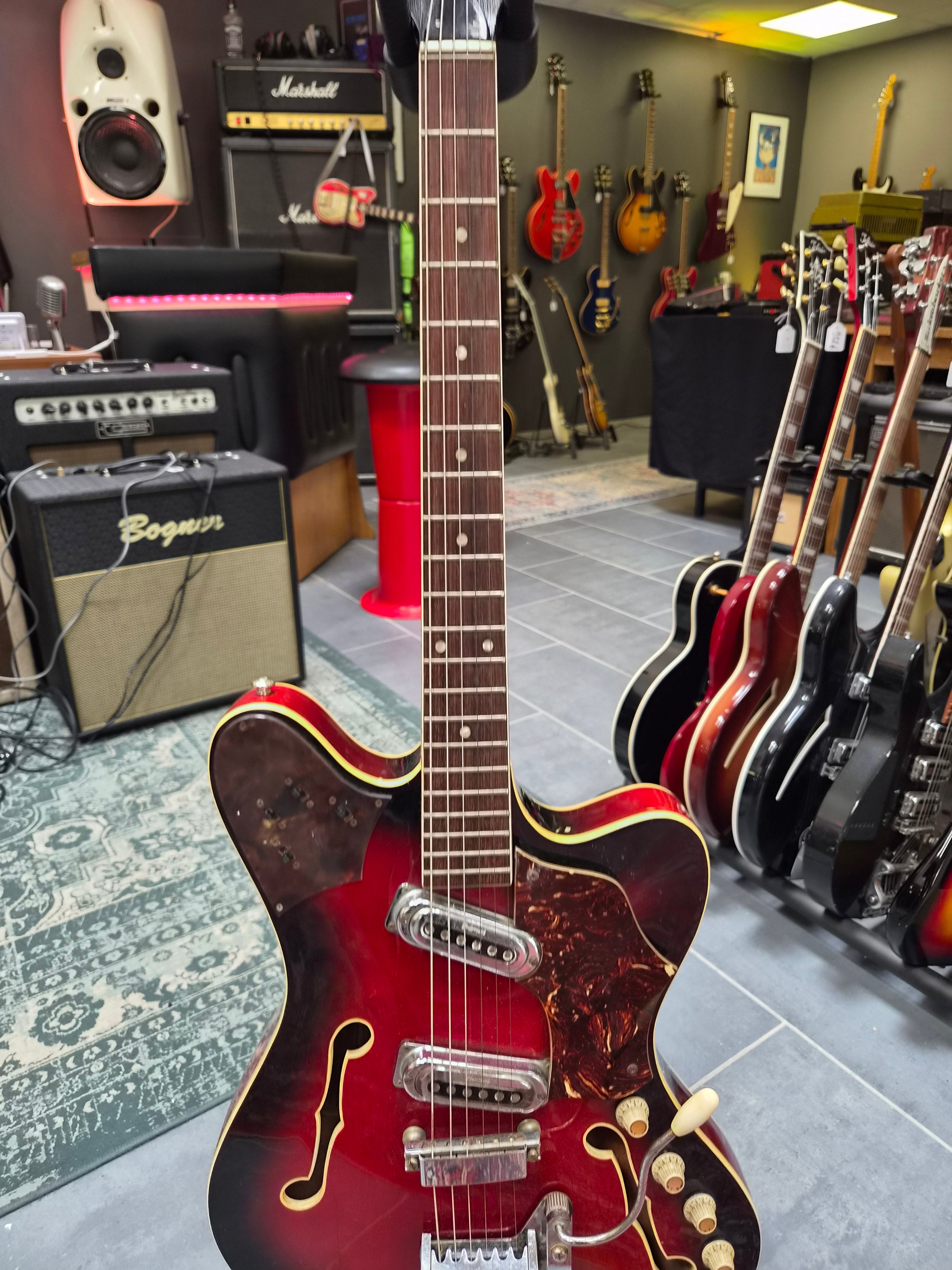 Framus 5m652 Red Burst 1965