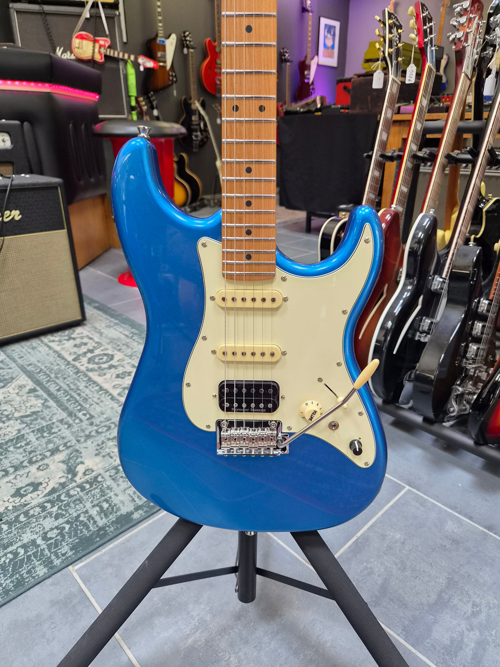 Jet Guitar JS-400 w/ Guitar Audio Solutions "Dan Huff" Electronics