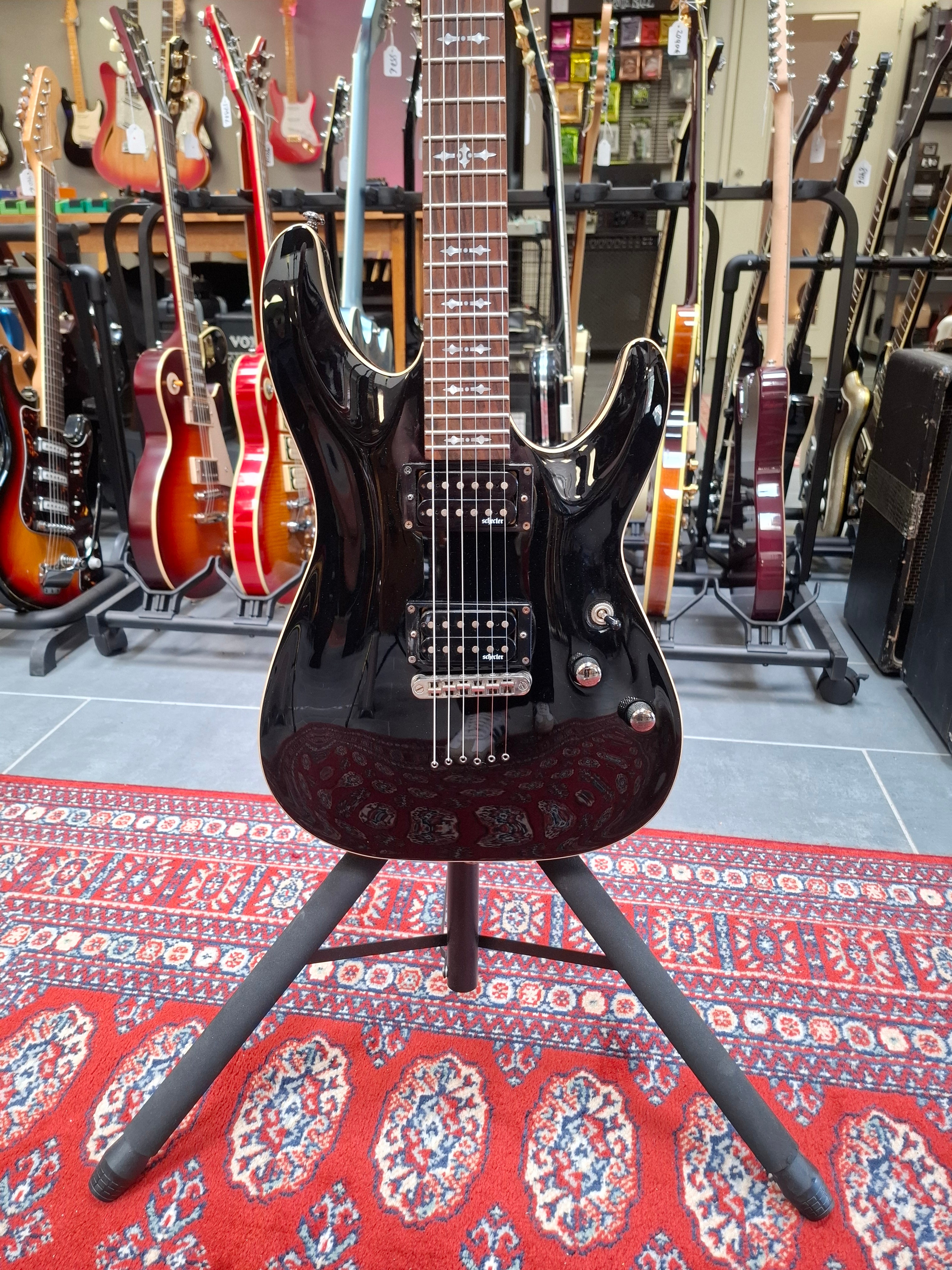 Schecter Omen 6