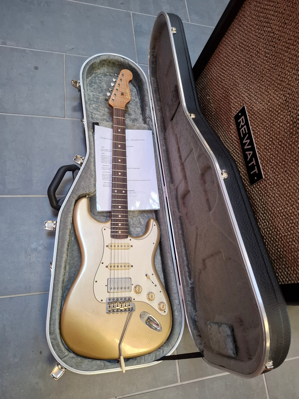Smitty Custom Classic ST HSS Shoreline Gold