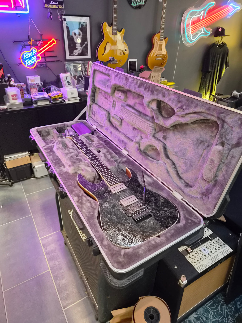 Ibanez RG5320R-CSW Prestige