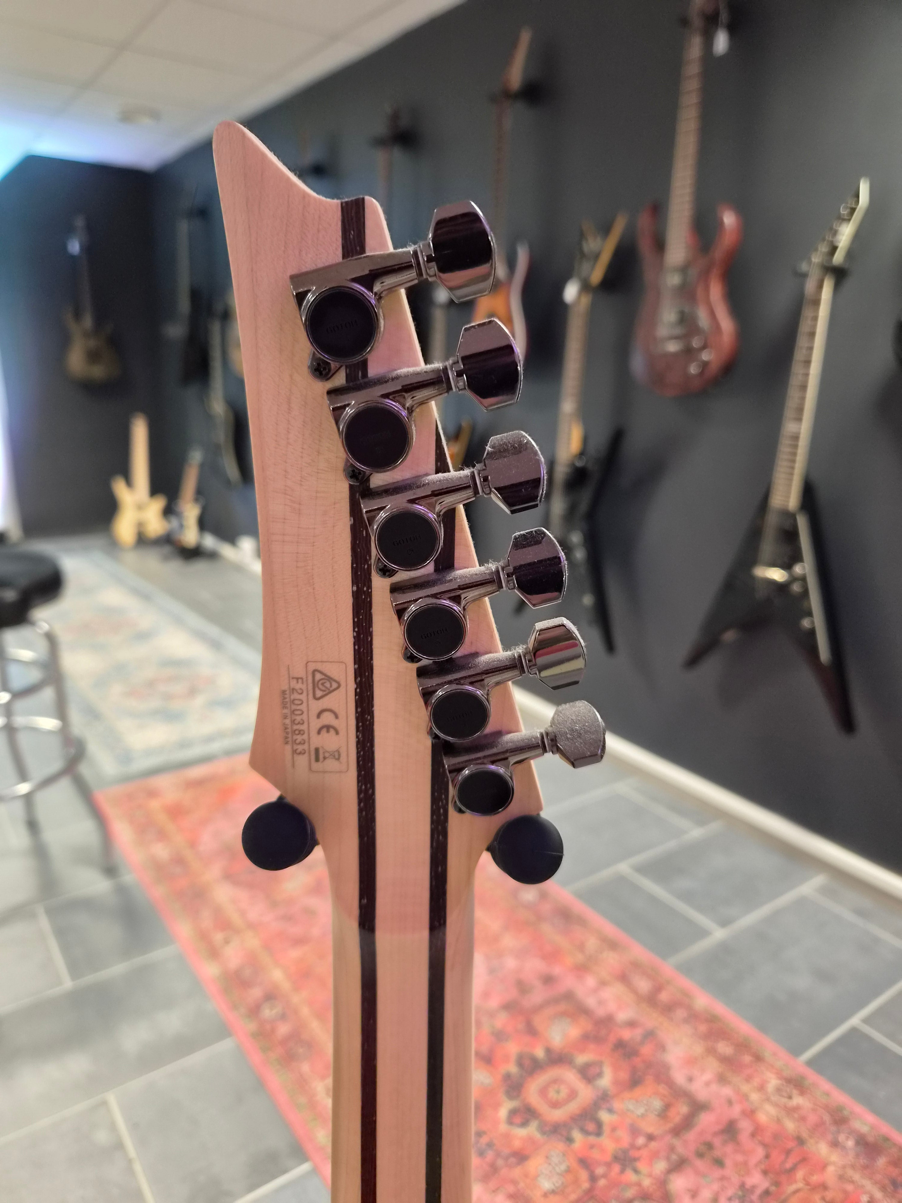 Ibanez RG5320R-CSW Prestige