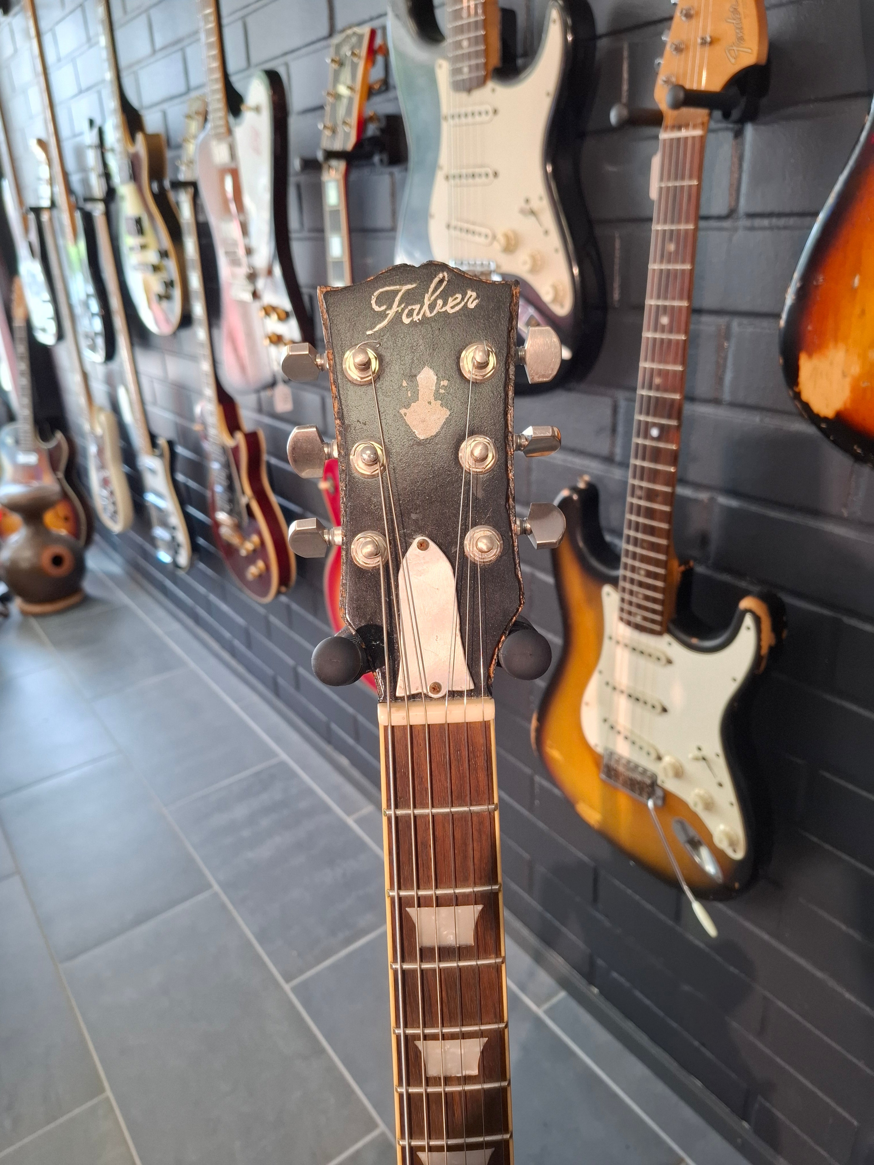 Visual Clone Guitars Neil Young Old Black Clone "Faber"