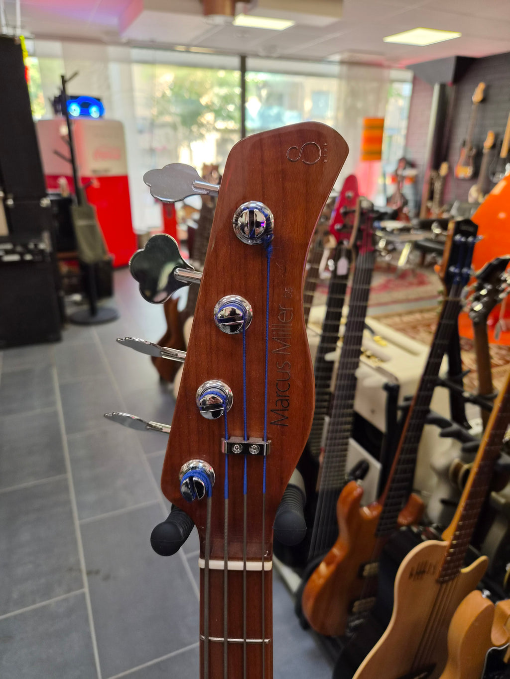 Sire Marcus Miller D5