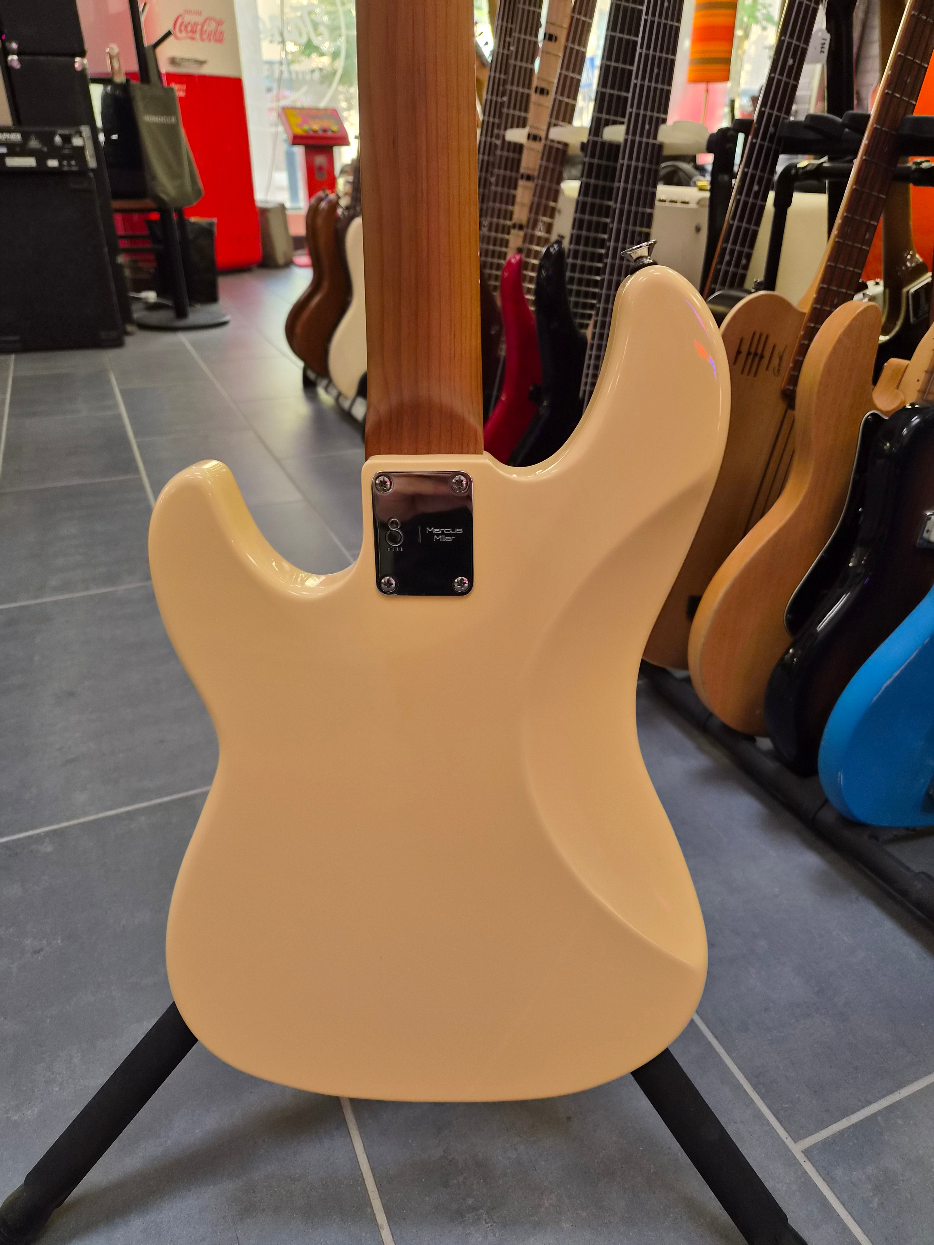 Sire Marcus Miller D5