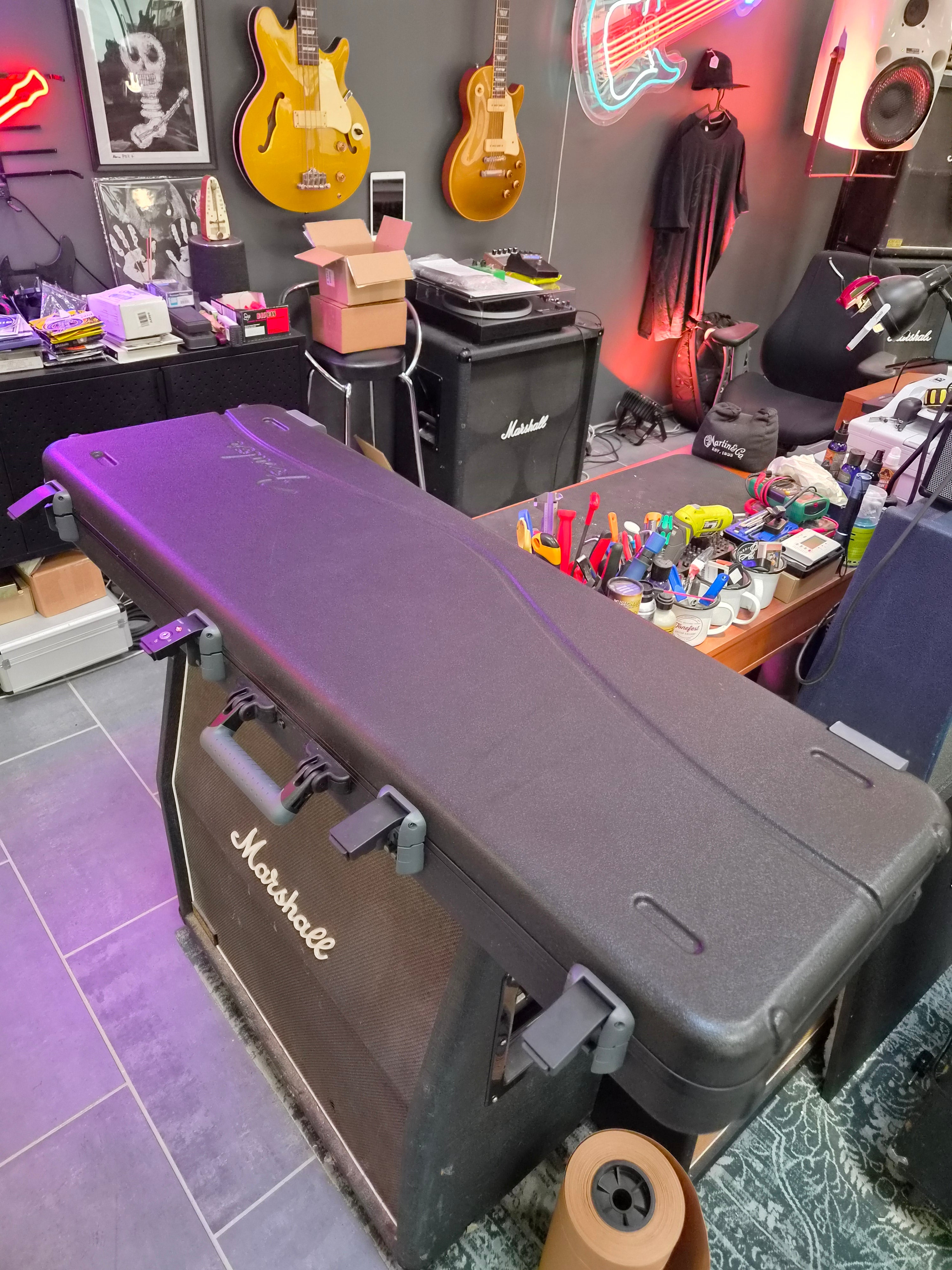 Fender Deluxe Molded Case Bass