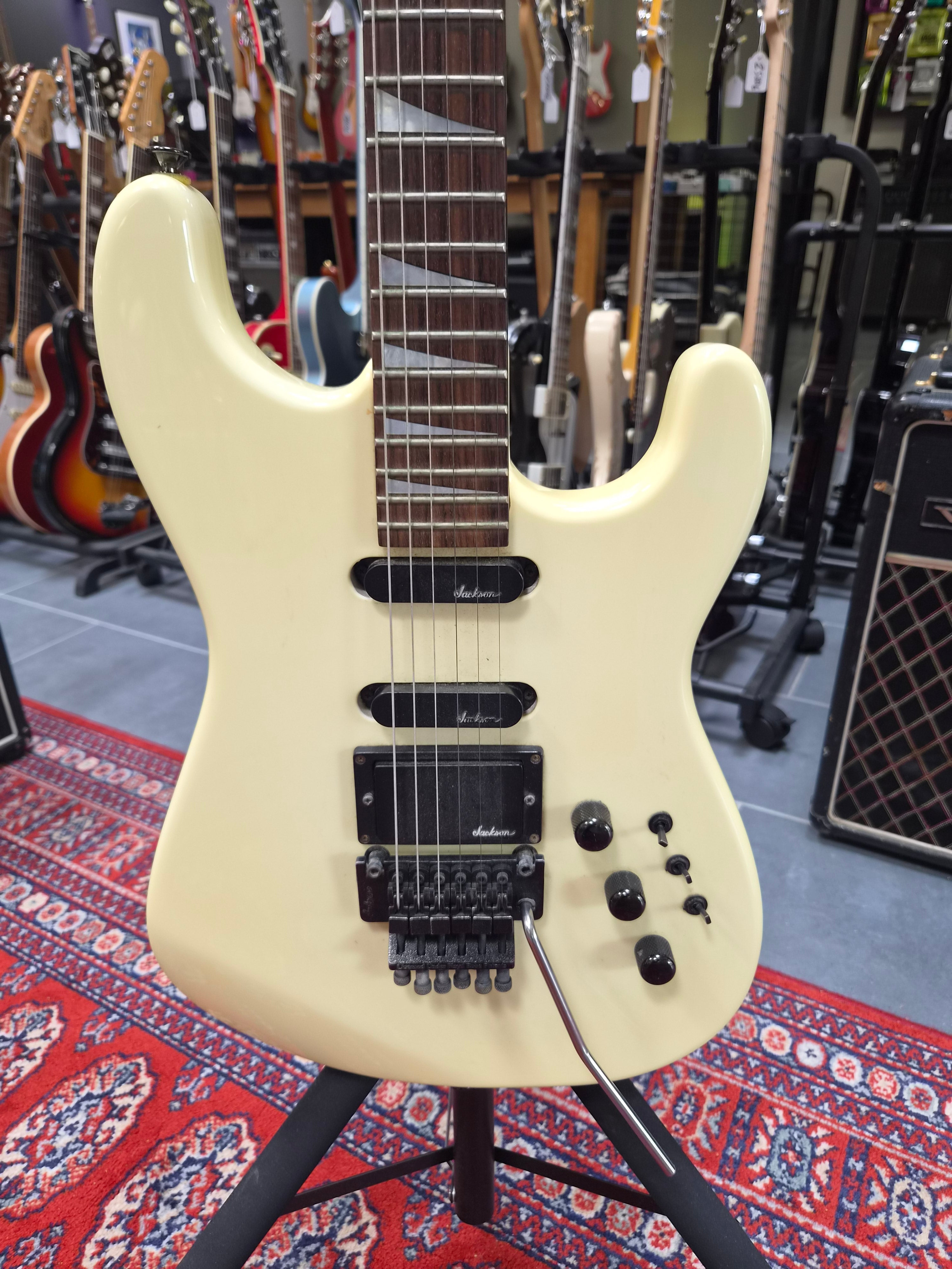 Charvel Model 4 Japan 1986
