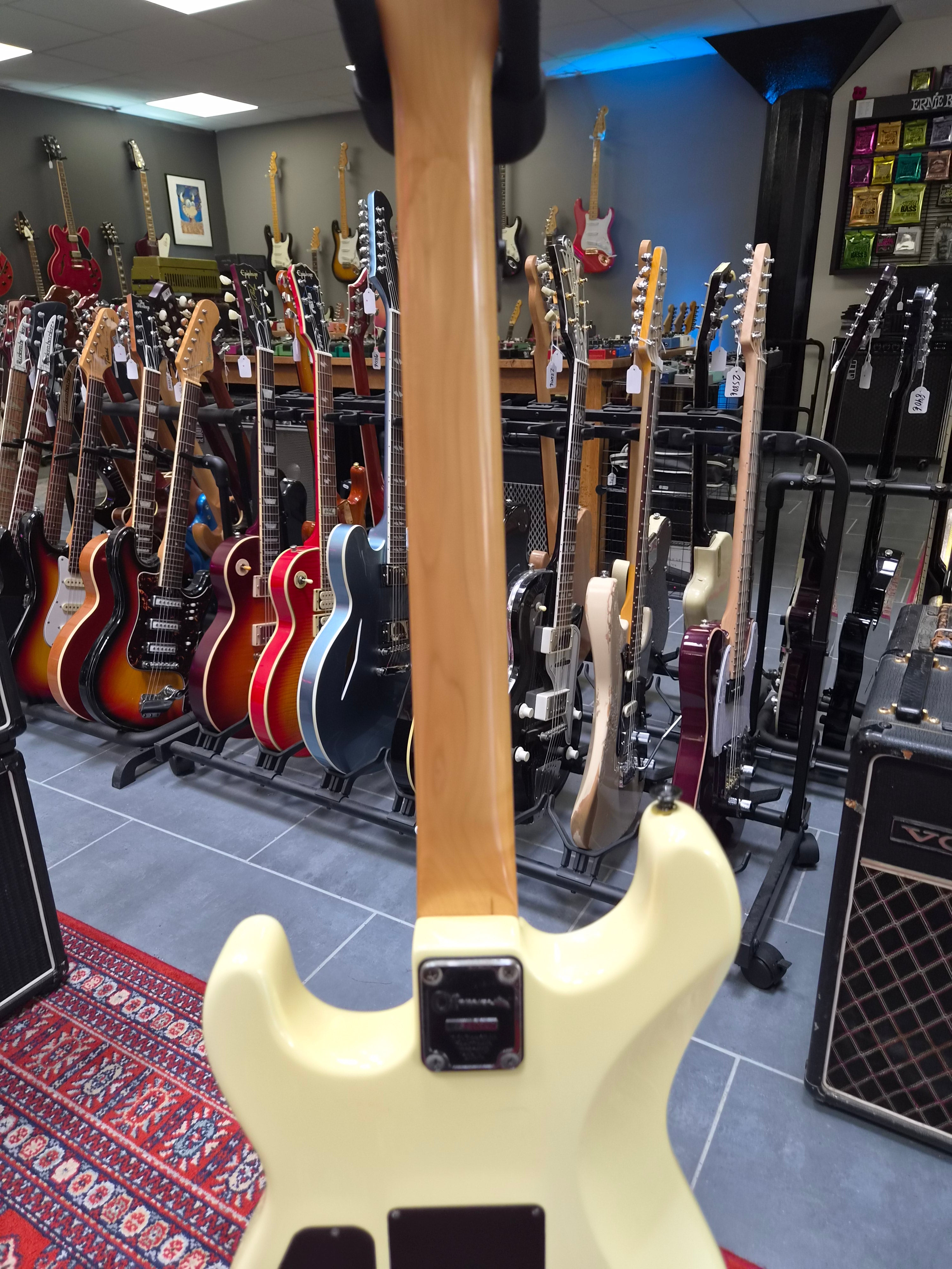 Charvel Model 4 Japan 1986