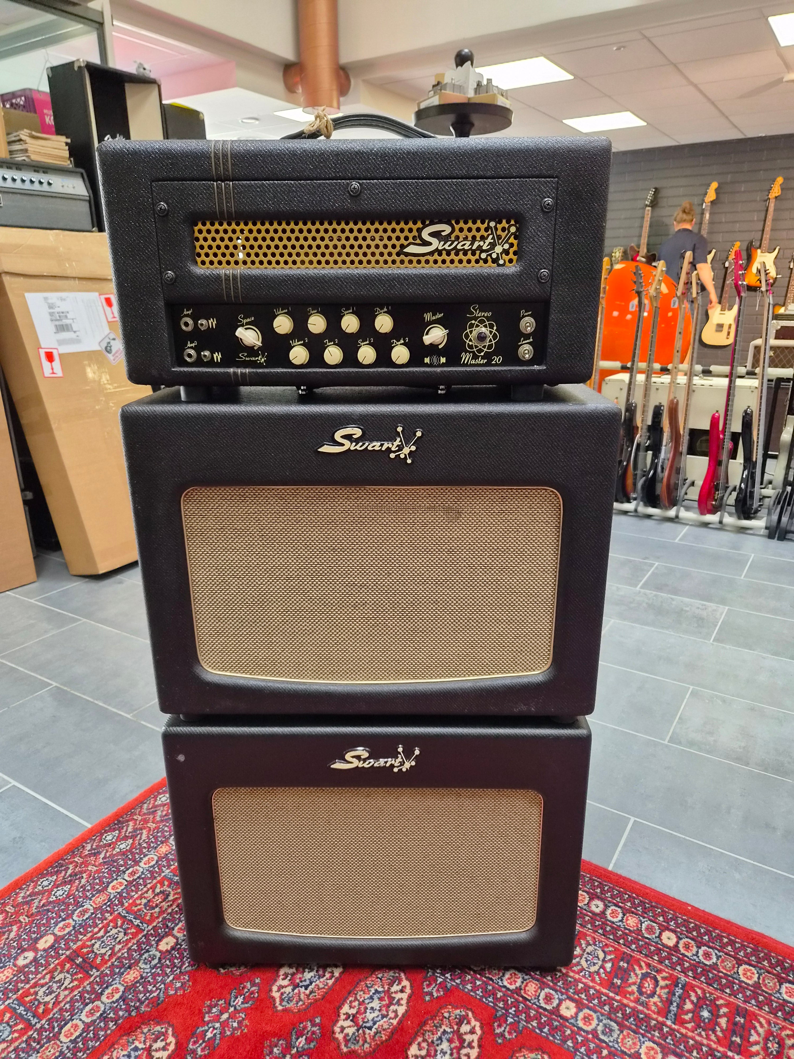 Swart Stereo Master 20 w/ 1x12" Swart Cabinets