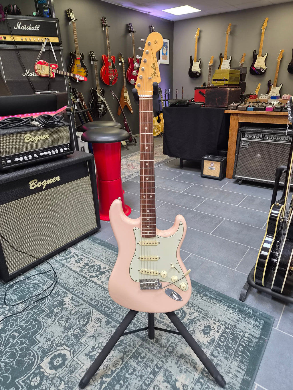Fender American Original 60s Stratocaster 2019 Shell Pink