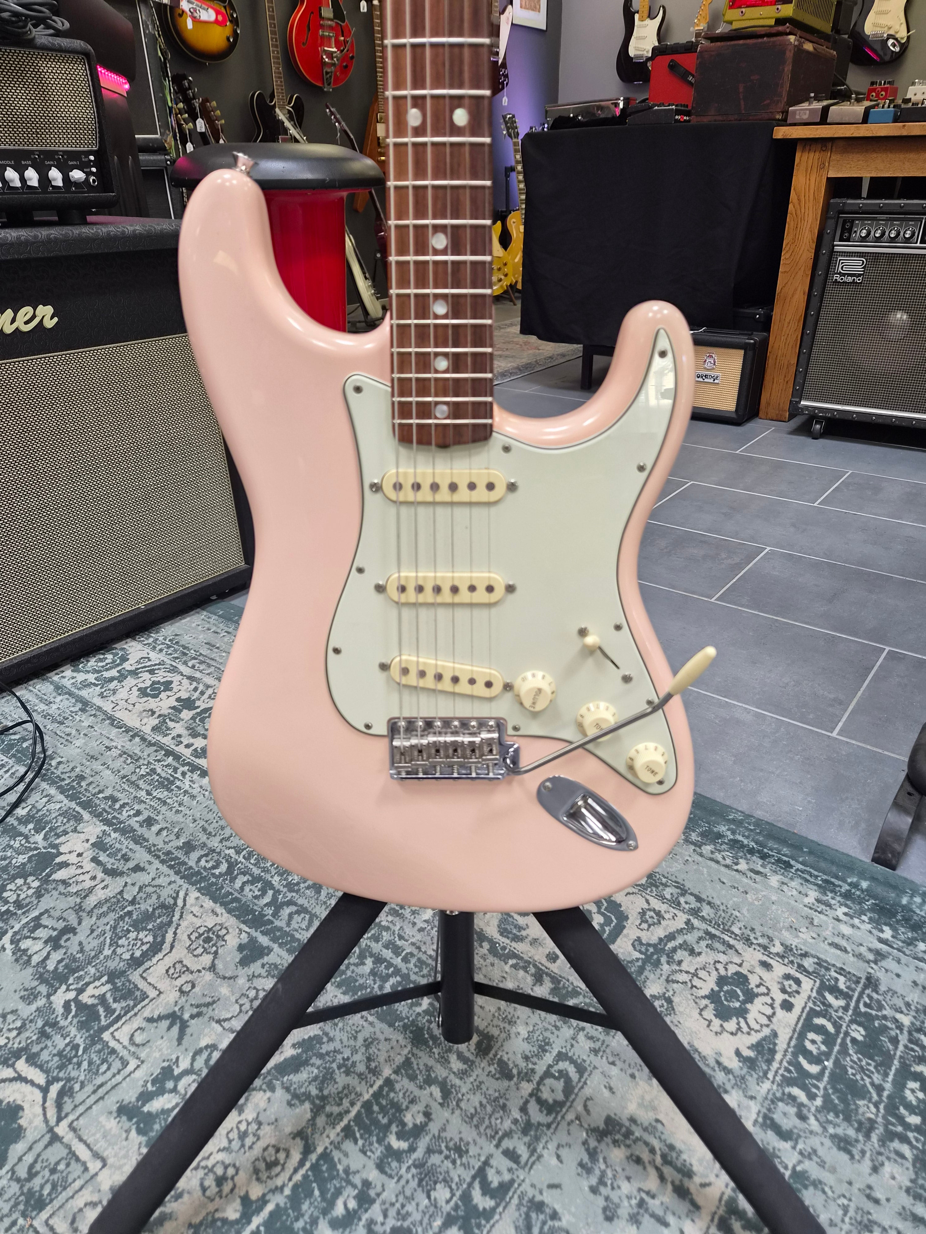 Fender American Original 60s Stratocaster 2019 Shell Pink