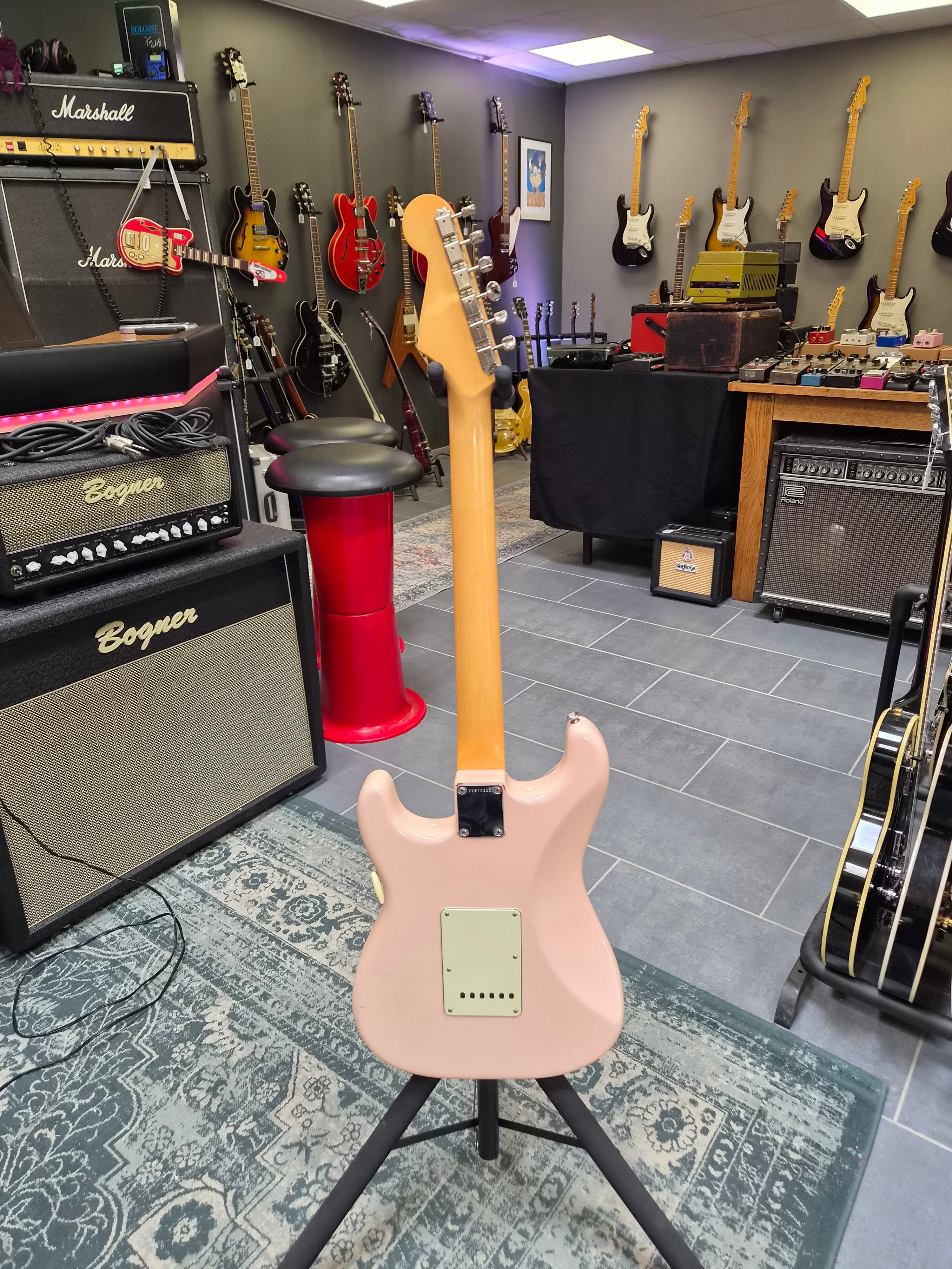 Fender American Original 60s Stratocaster 2019 Shell Pink