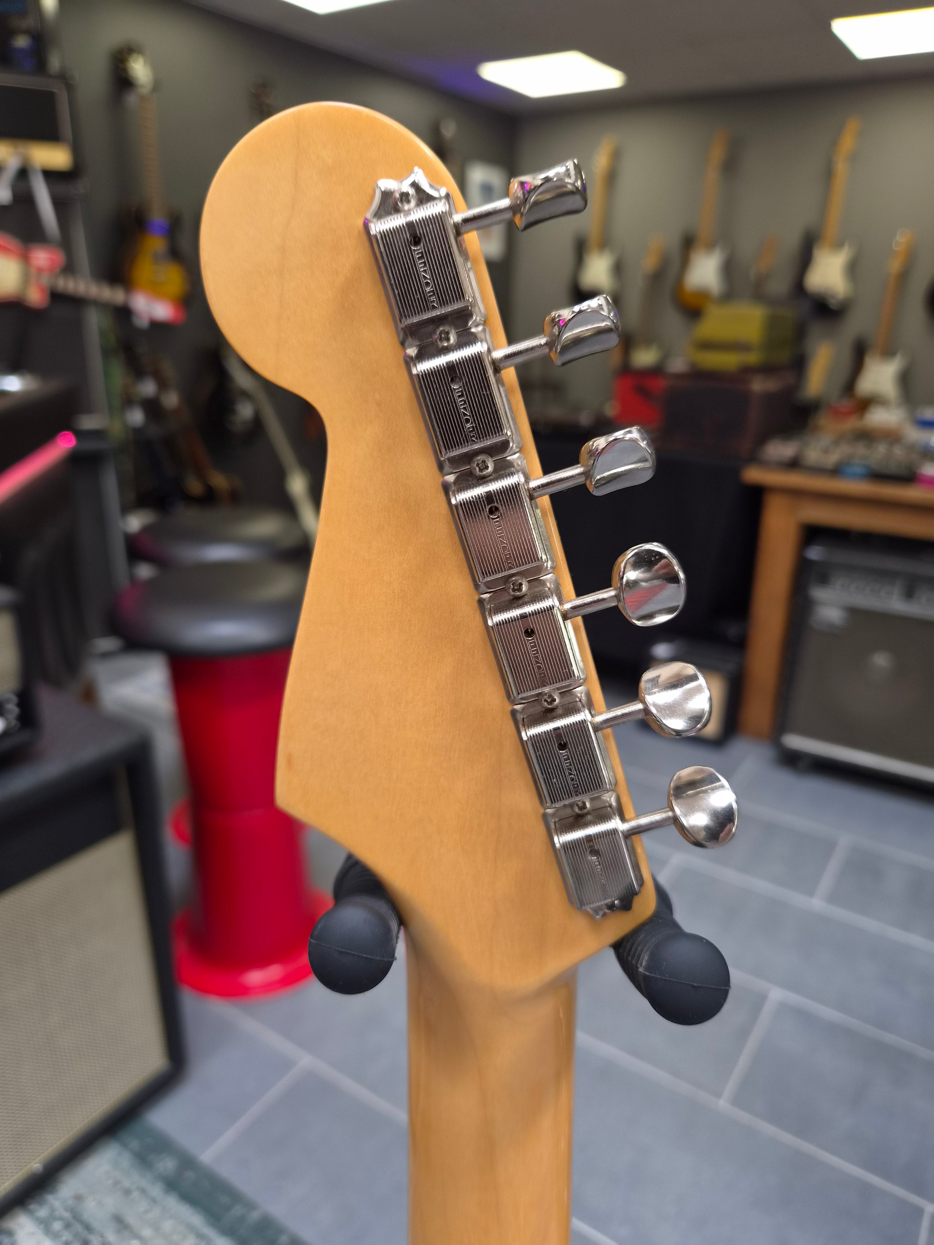 Fender American Original 60s Stratocaster 2019 Shell Pink