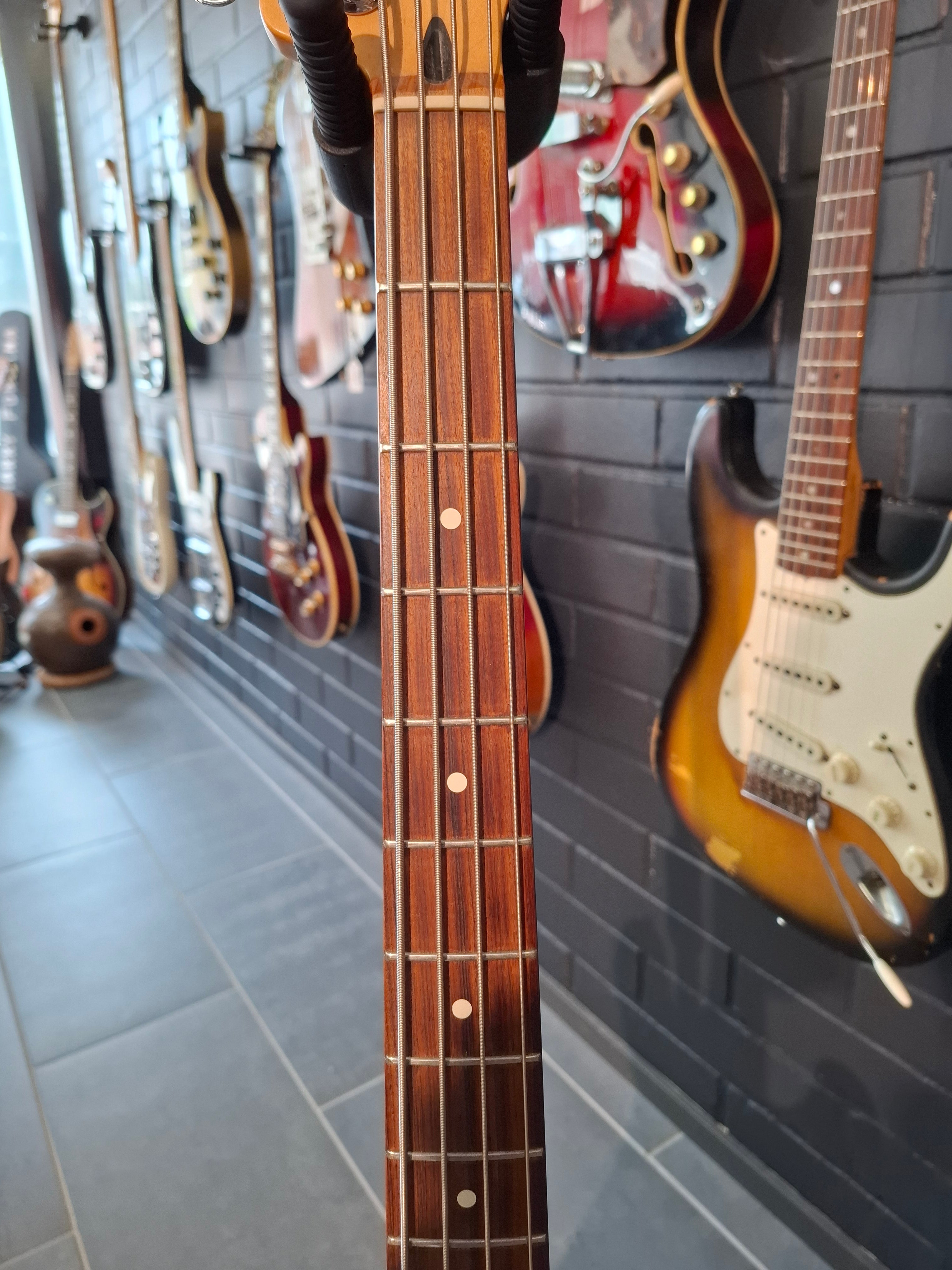Fender American Traditional Jazz Bass 1999 Olympic White