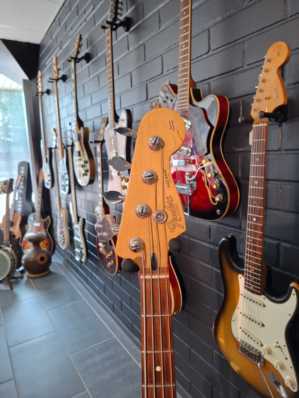Fender American Traditional Jazz Bass 1999 Olympic White