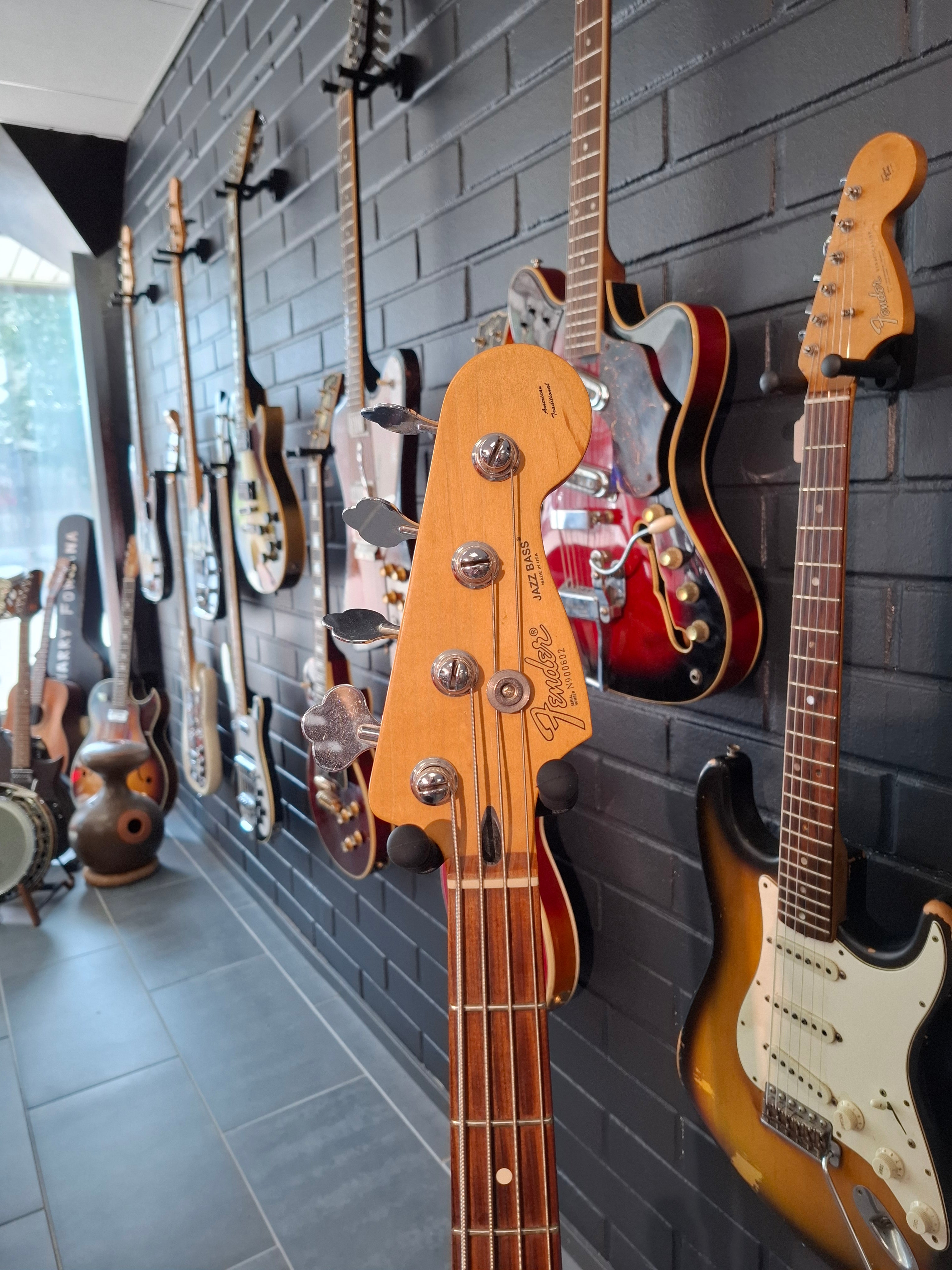 Fender American Traditional Jazz Bass 1999 Olympic White