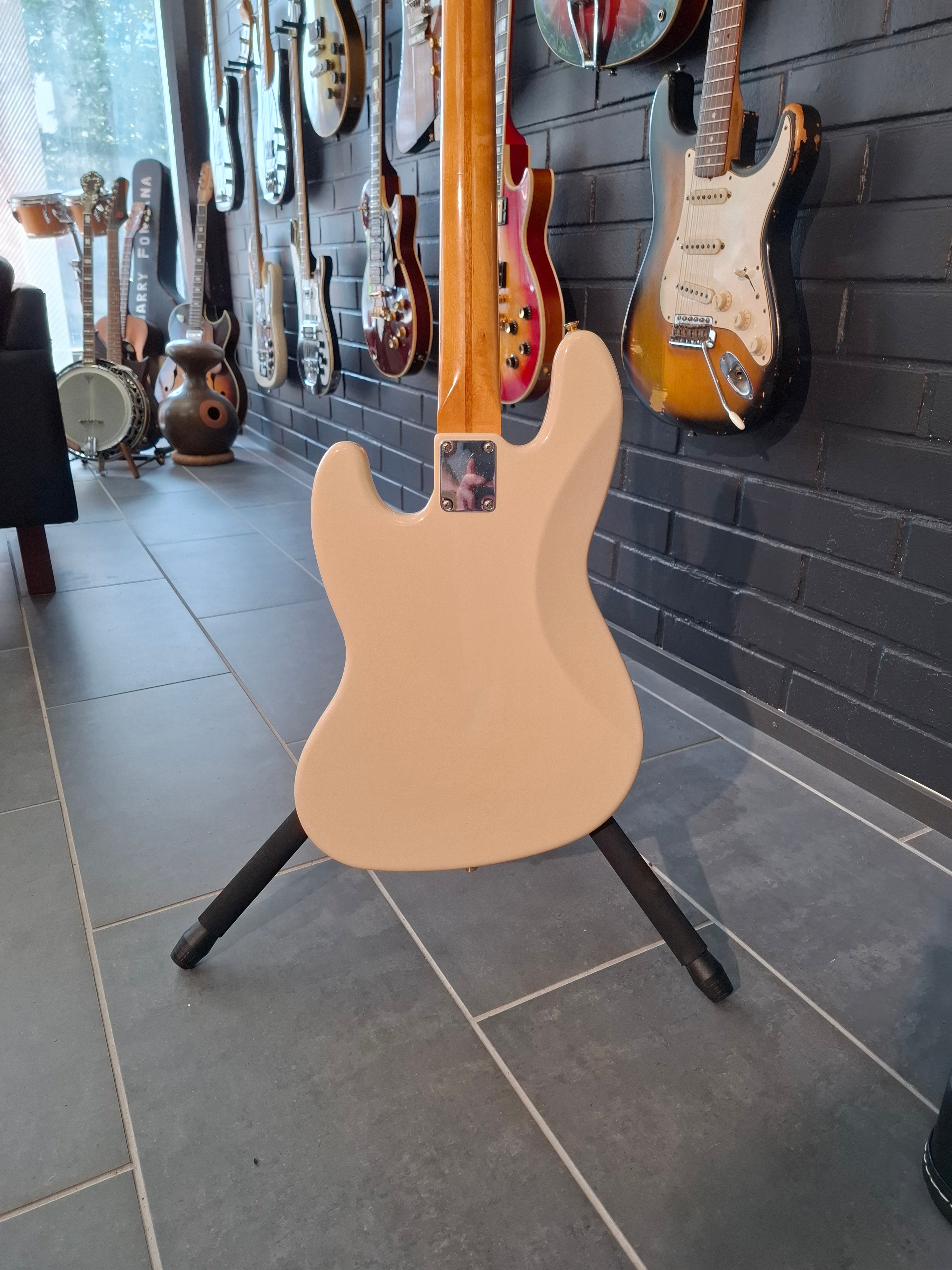 Fender American Traditional Jazz Bass 1999 Olympic White