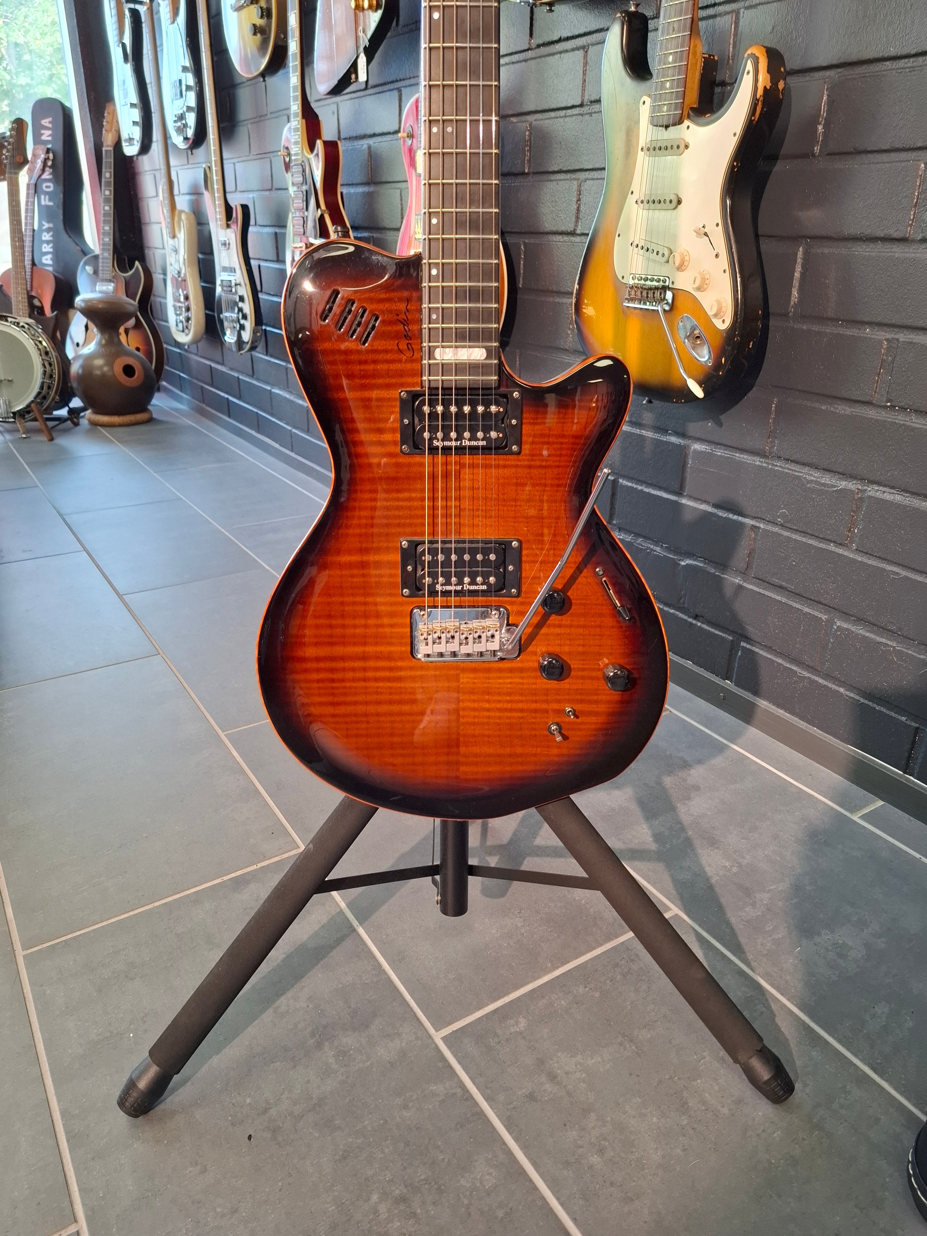 Godin LGXT Synth Access