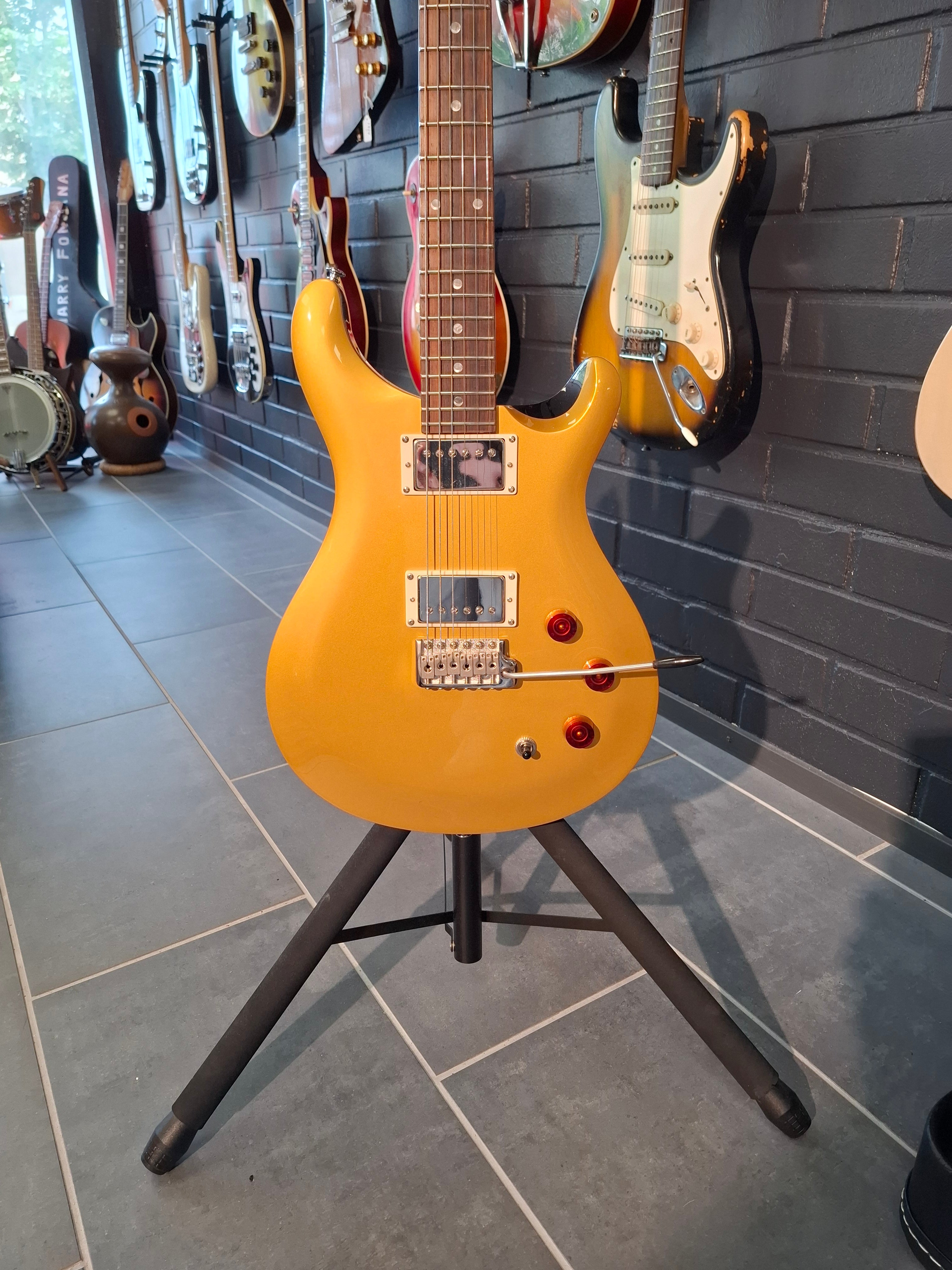 PRS SE DGT Gold Top