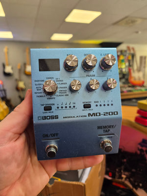 Boss MD-200