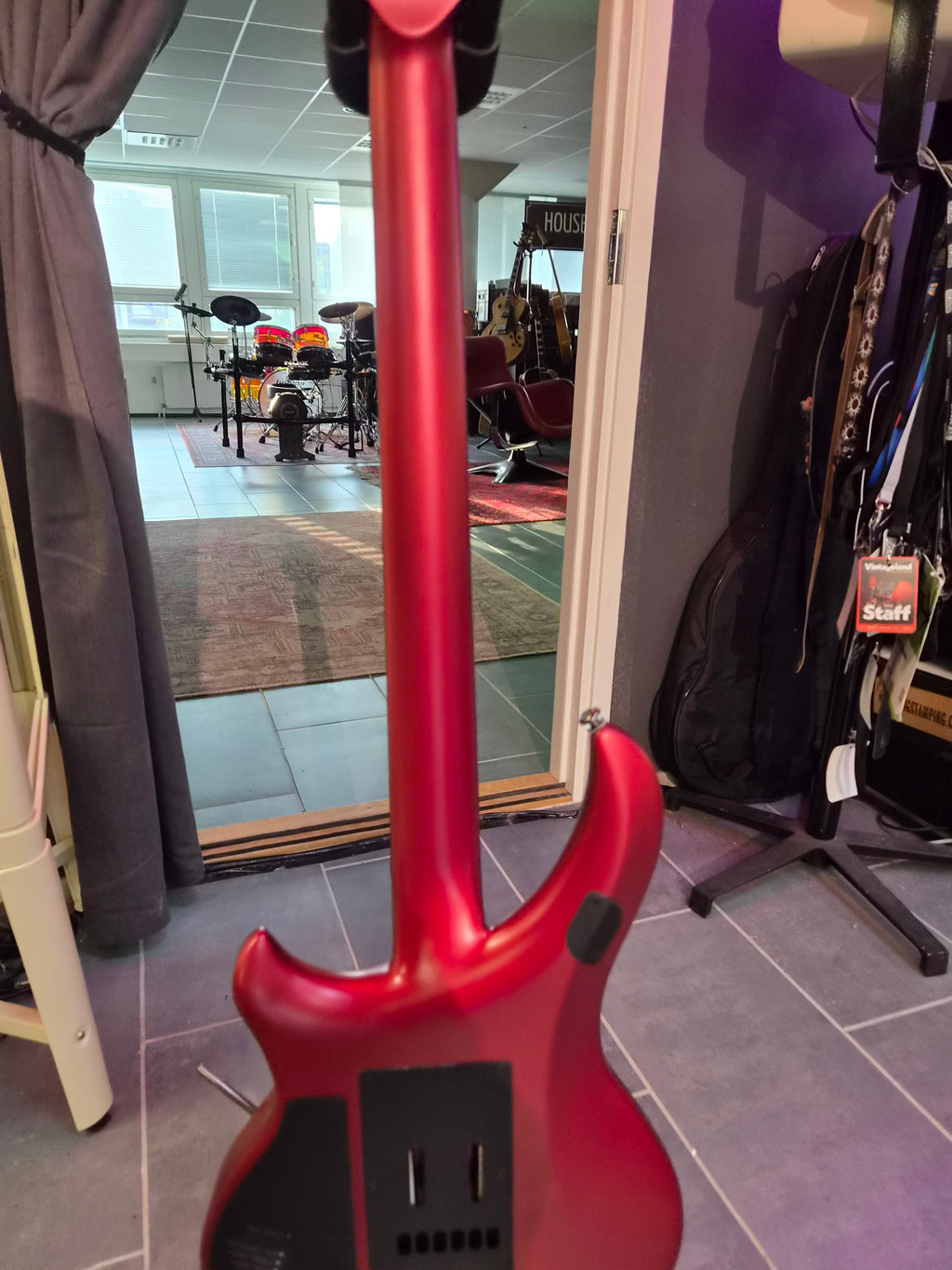 Music Man Ernie Ball USA Music Man John Petrucci Majesty Iced Crimson Red 2016