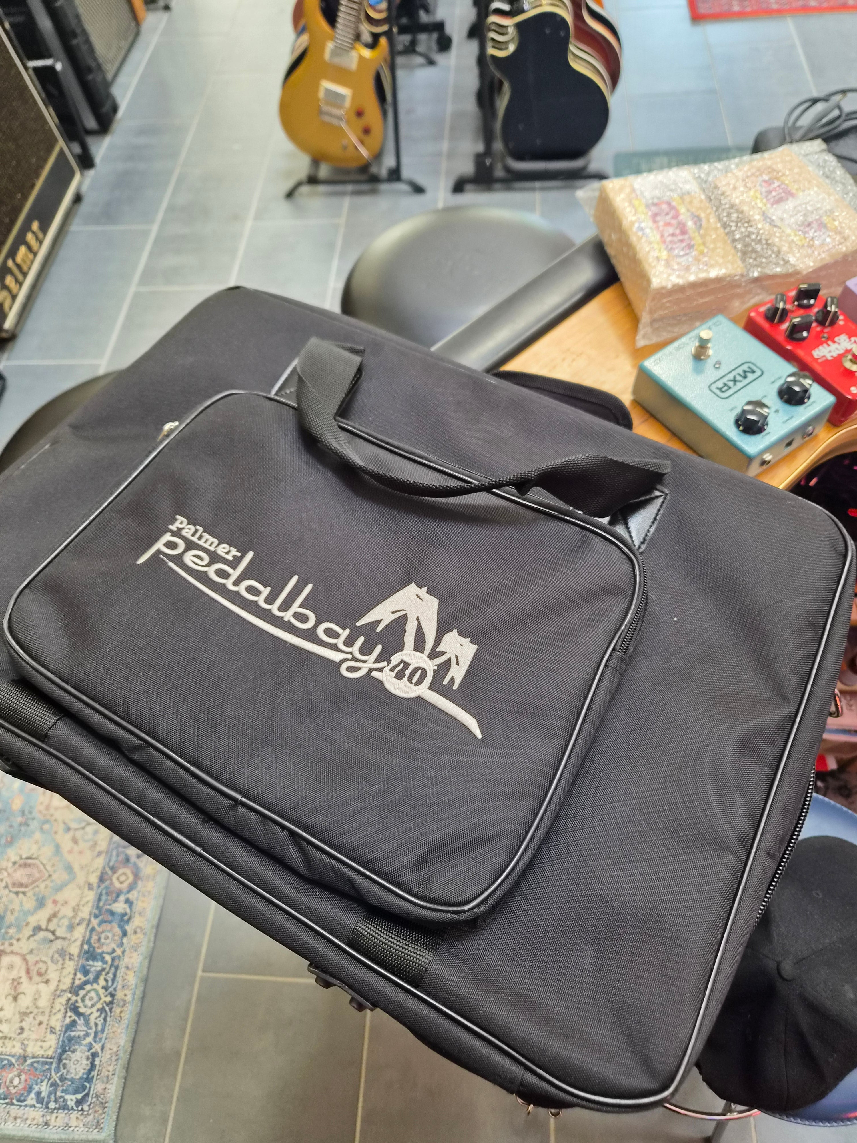 Palmer PedalBay 40 w/ Power source