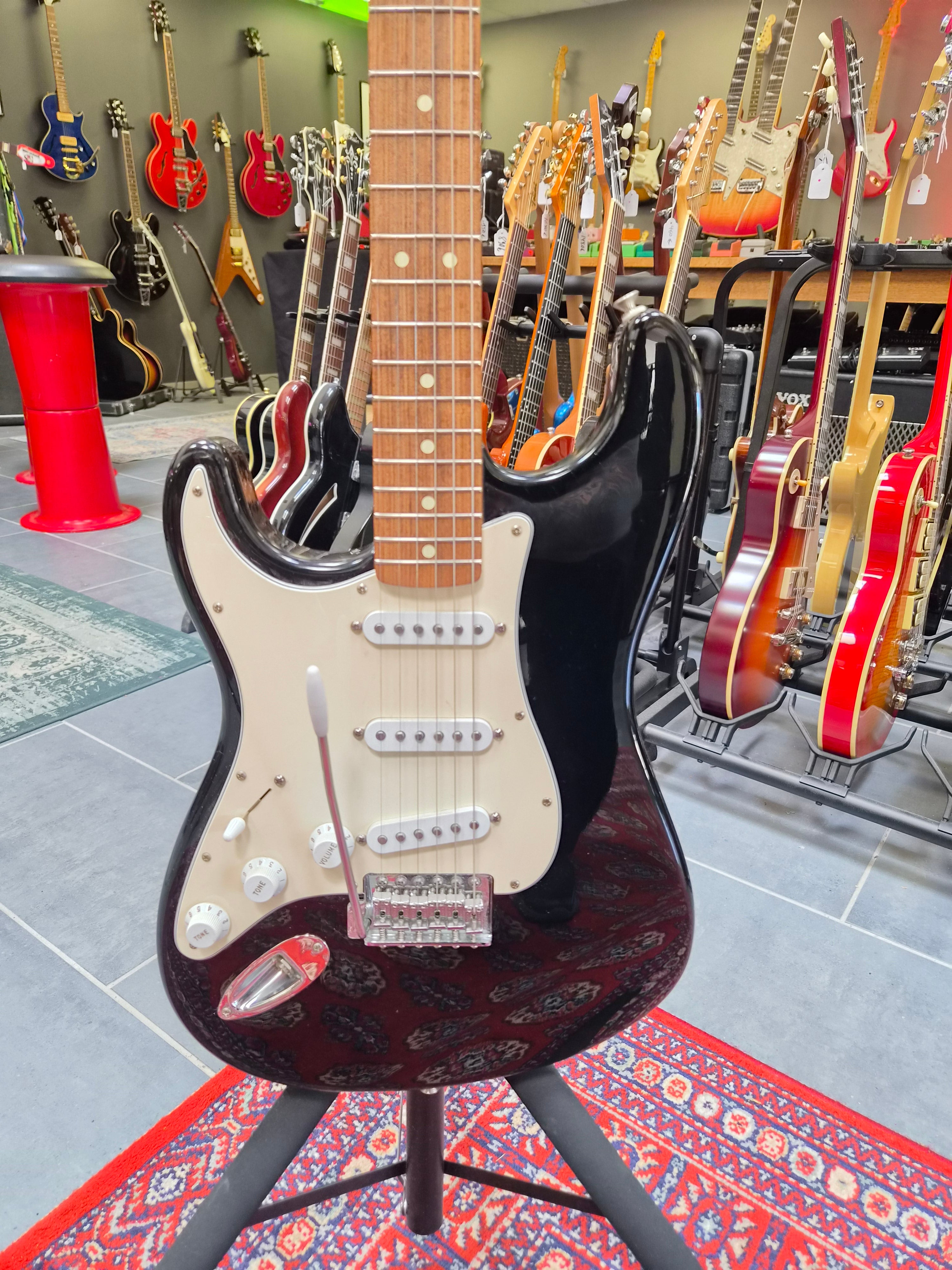 Fender Standard Stratocaster 2002 Lefty