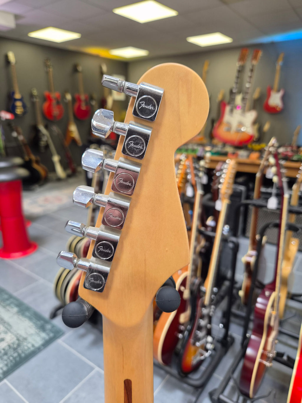 Fender Standard Stratocaster 2002 Lefty