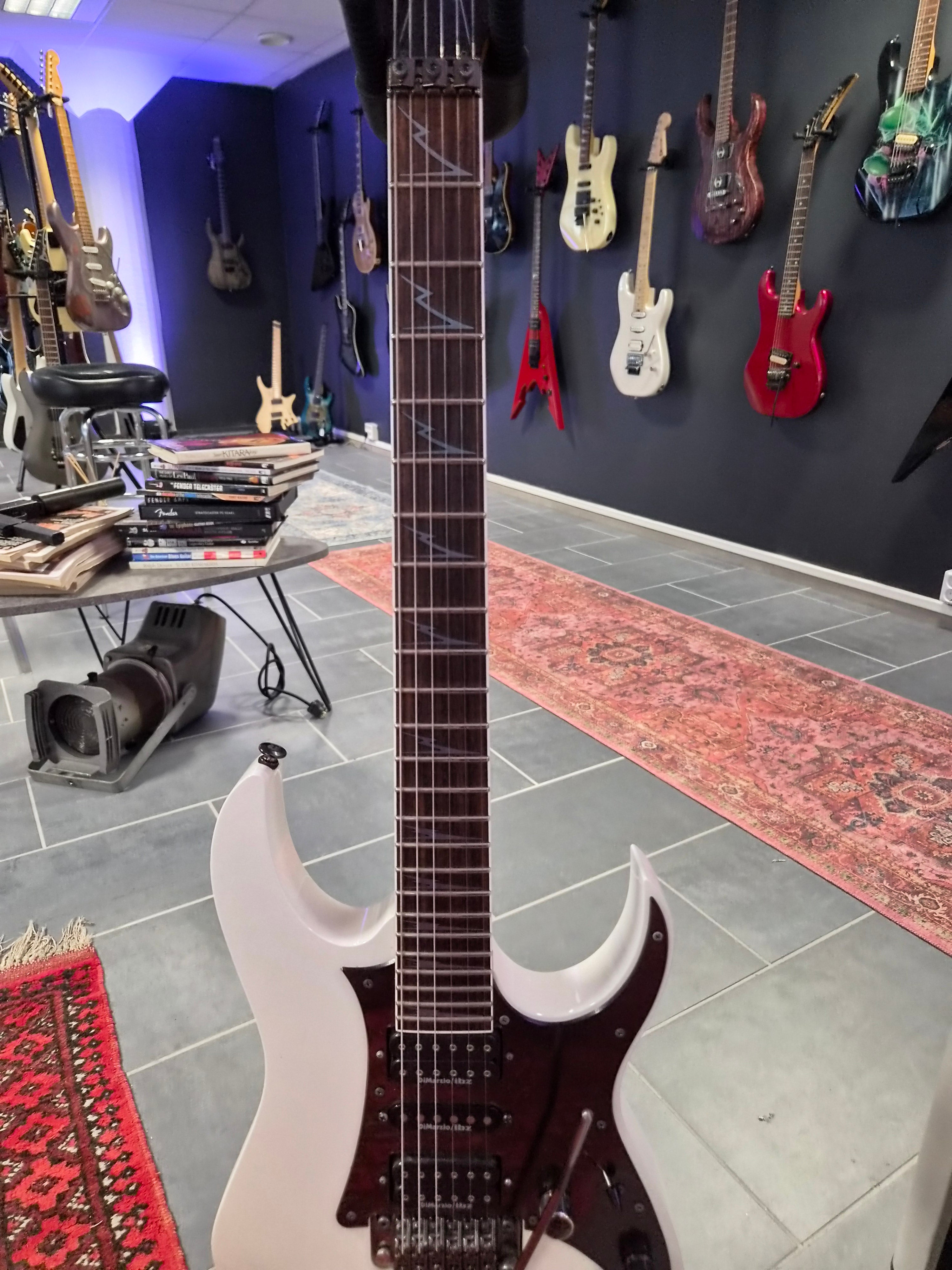 Ibanez Prestige RG2550Z Galaxy White Team J-craft