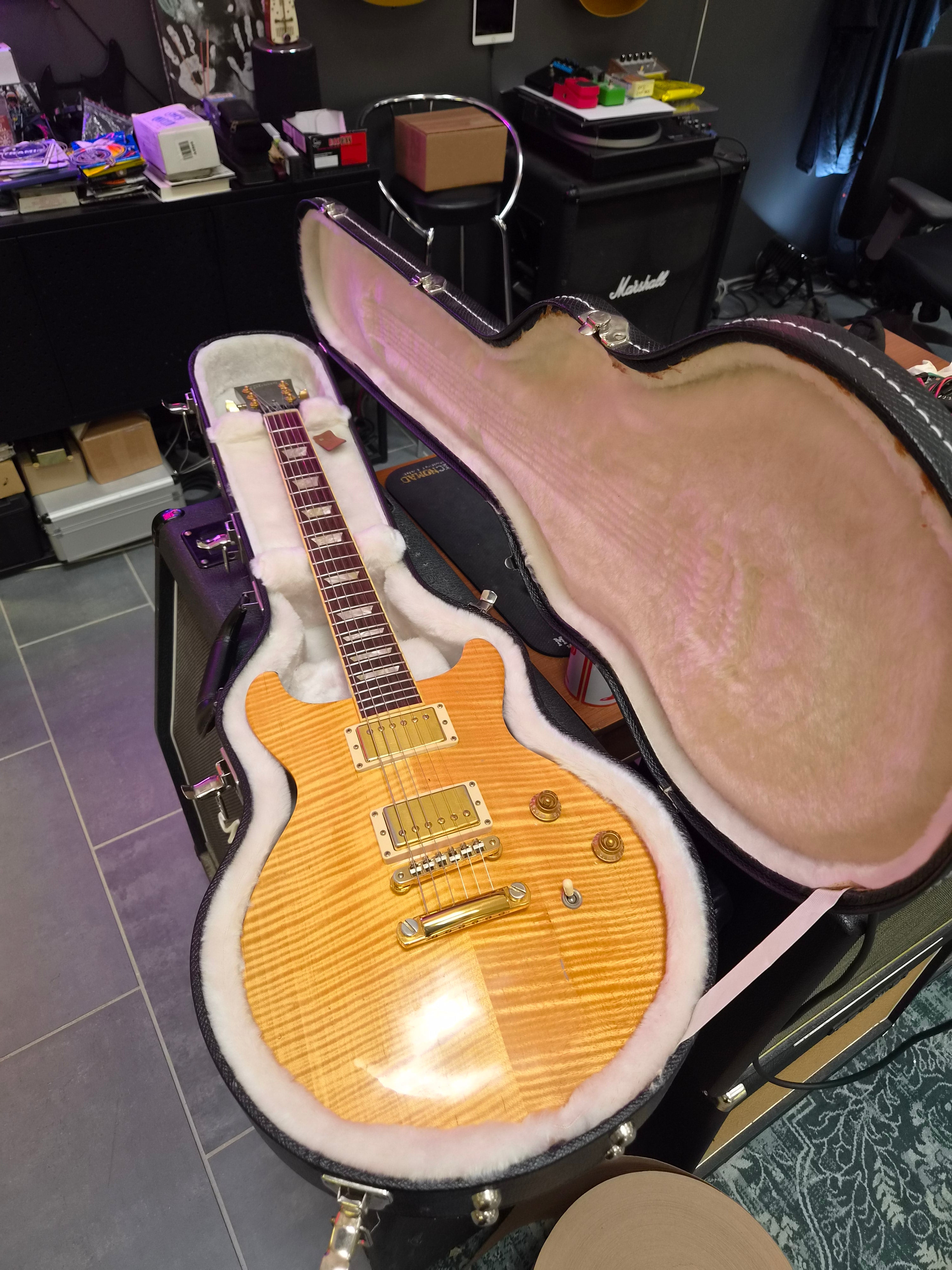 Gibson Les Paul Standard Double Cutaway Plus 2006