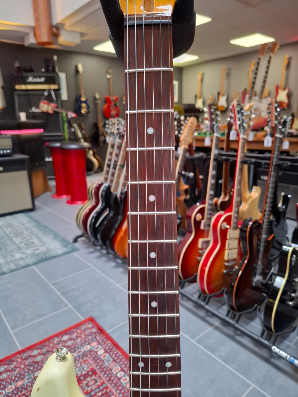 Vintage V6MRTBG Thomas Blug Signature Distressed Vintage White
