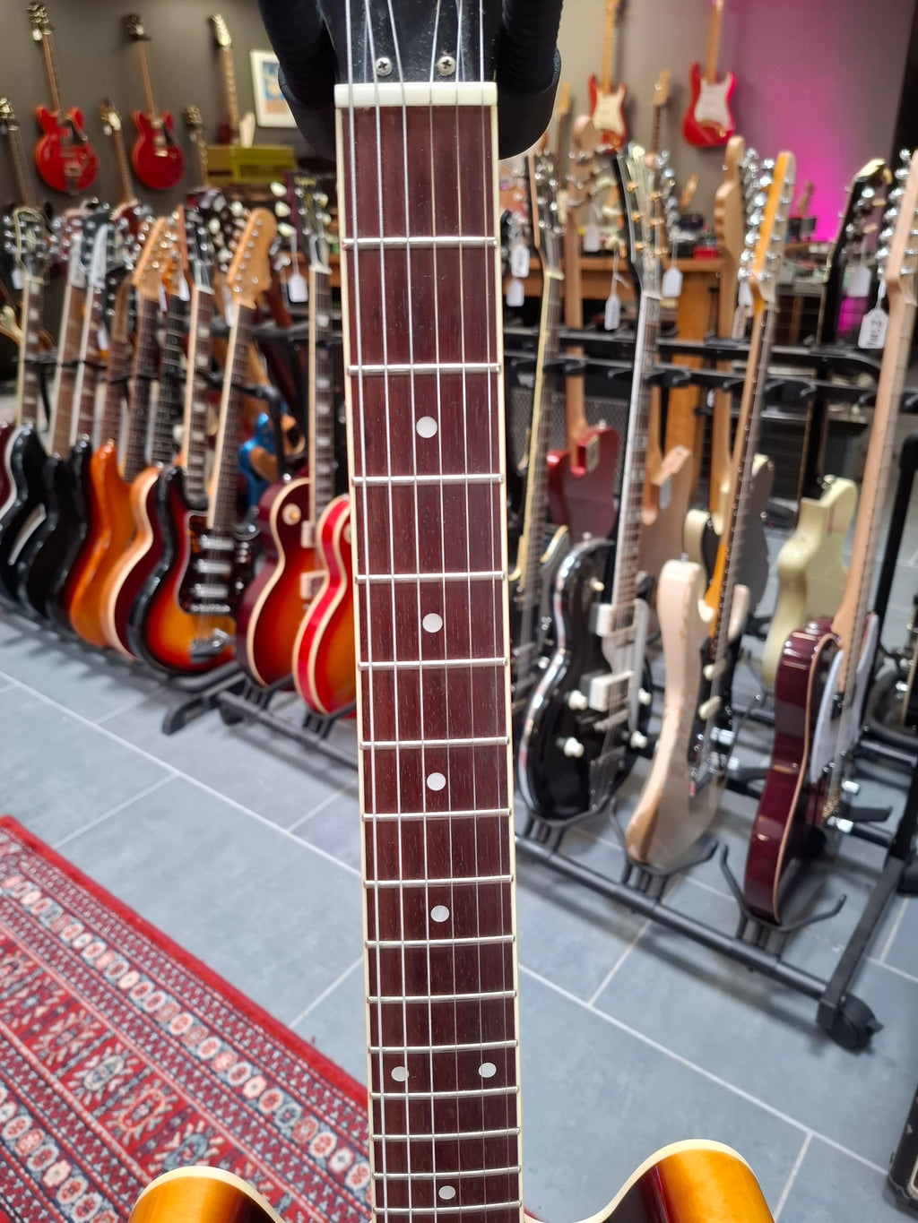 Tokai ES-60