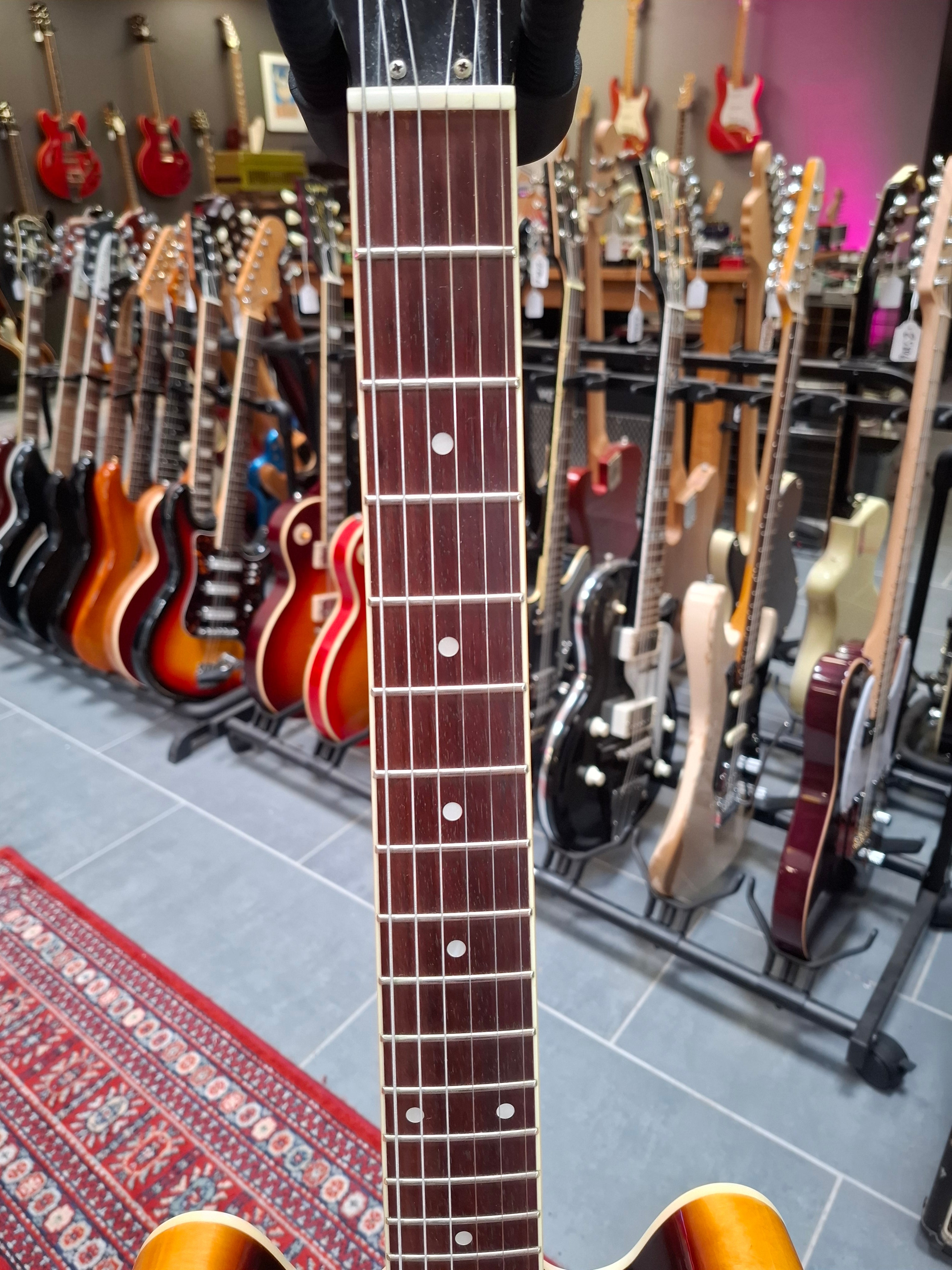 Tokai ES-60