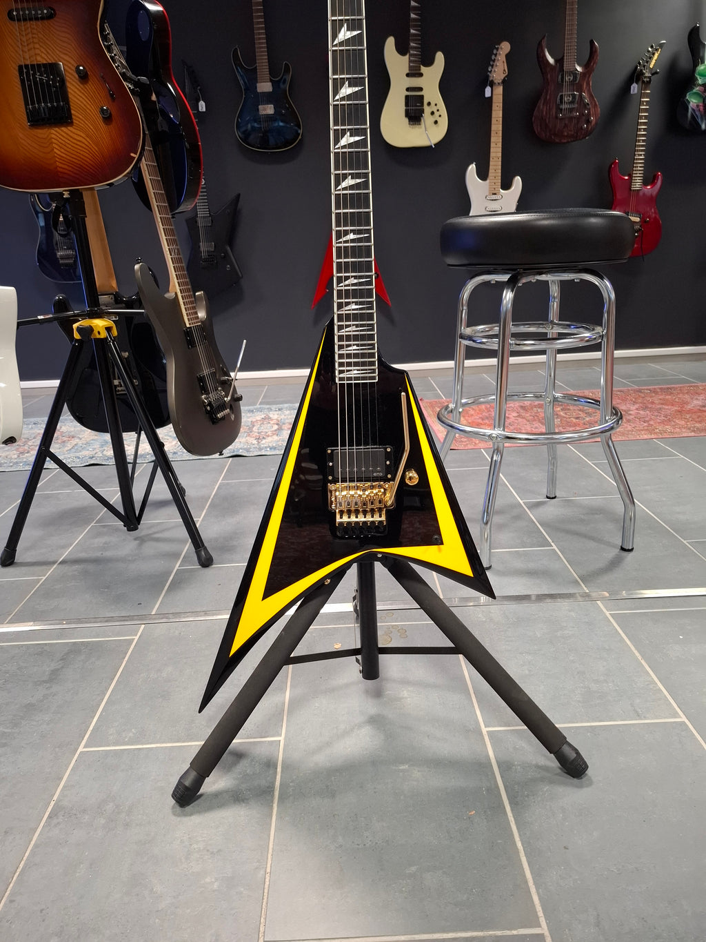 ESP Edwards E-ARROWHEAD