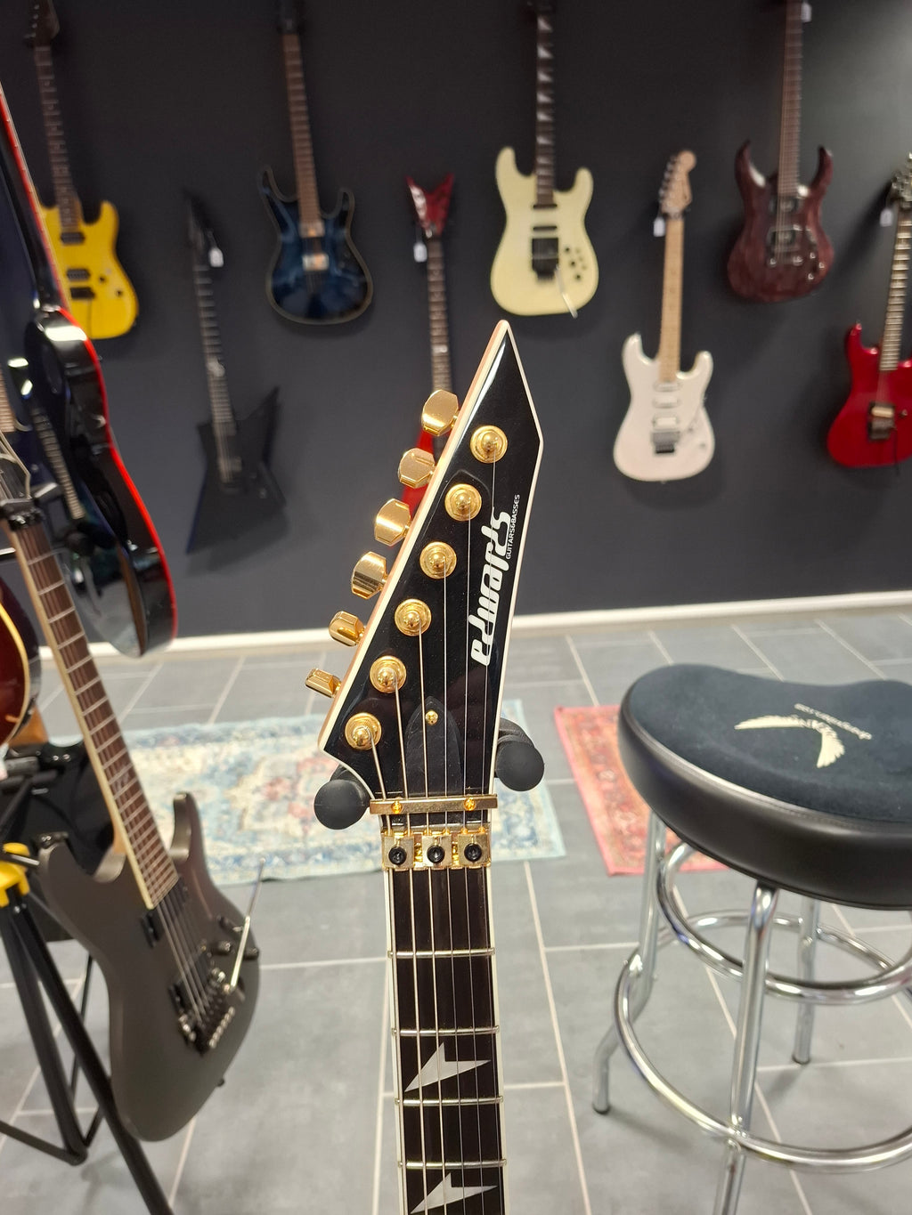 ESP Edwards E-ARROWHEAD